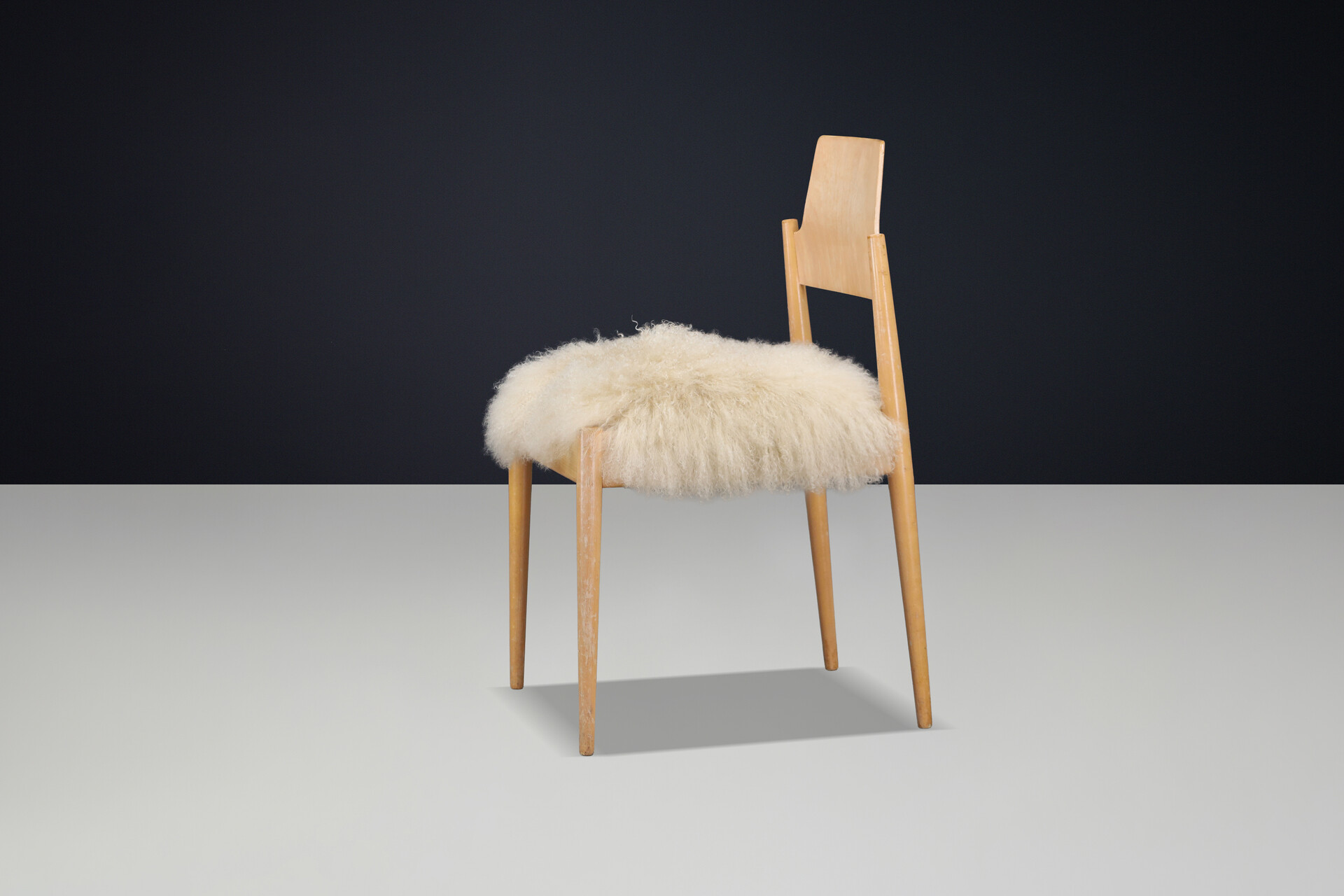 Mid century modern Egon Eiermann SE 119 Dining Chairs, Tibetan Ecru Sheepskin Germany 1950s Mid-20th century