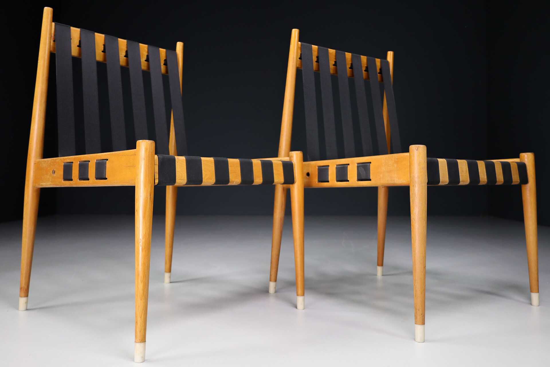 Mid century modern Egon Eiermann SE 121 Chairs in Beechwood, Germany 1960s Mid-20th century