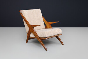 Mid century modern Elegant Armchairs in Walnut and Teddy Fabric, Italy 1950s Mid-20th century