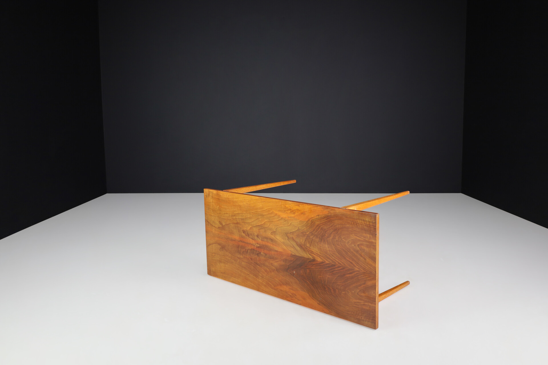 Mid century modern Elegant oak and walnut coffee table , France 1960s Mid-20th century