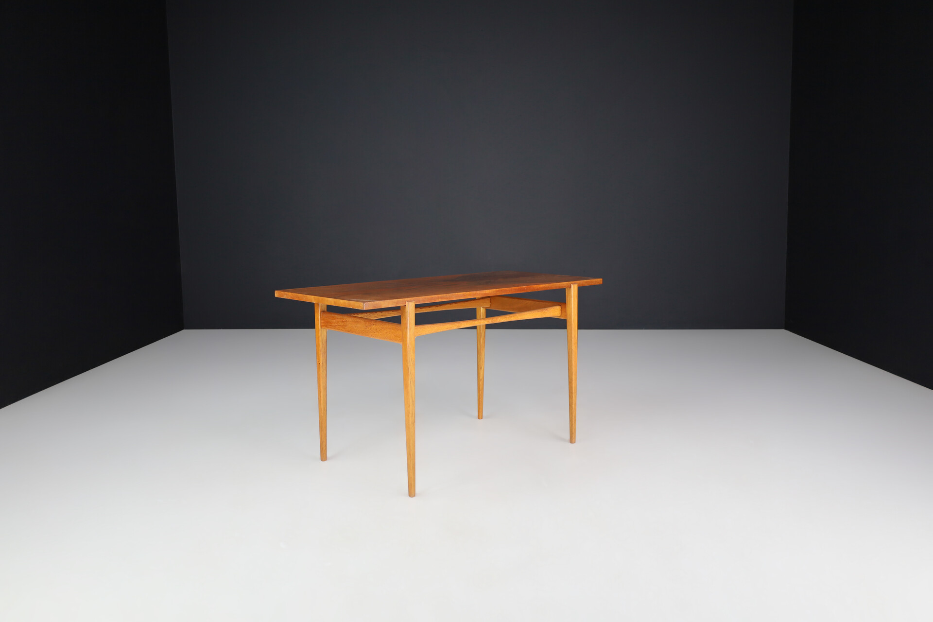 Mid century modern Elegant oak and walnut coffee table , France 1960s Mid-20th century