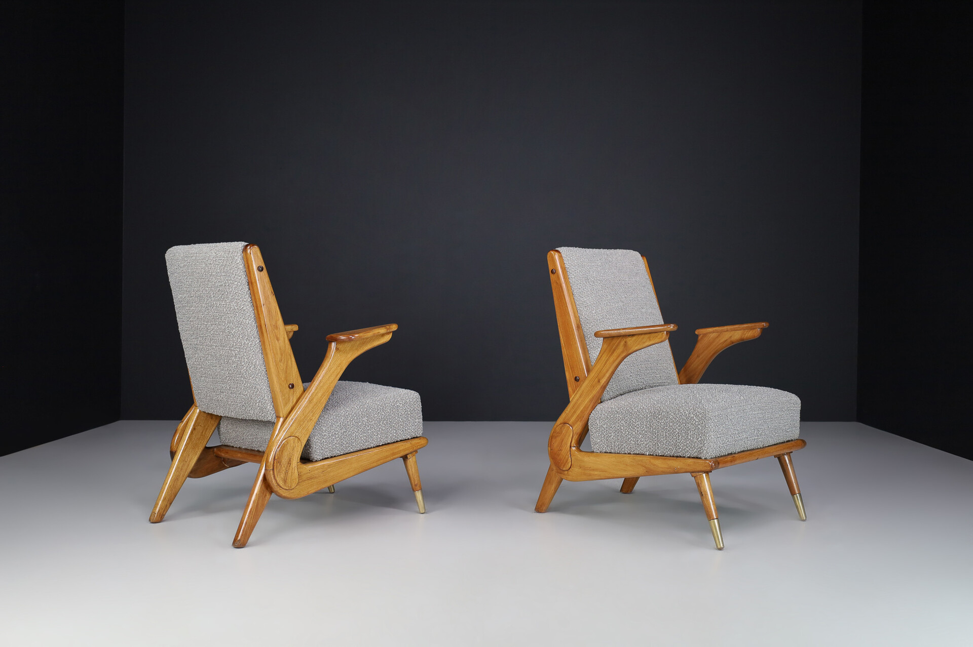Mid century modern Elegant pair of Italian Armchairs attributed to Giuseppe Scapinelli 1950s Mid-20th century