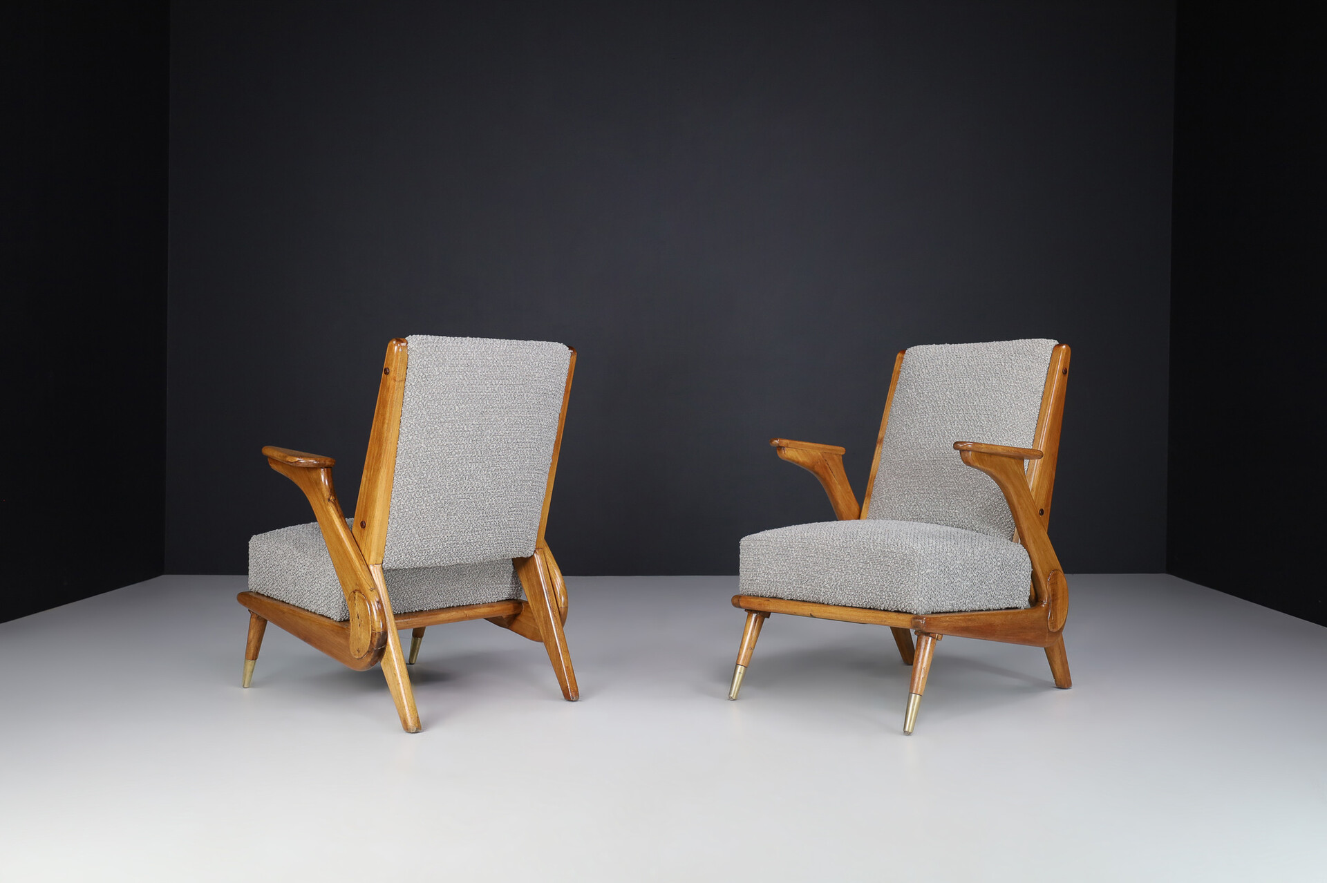 Mid century modern Elegant pair of Italian Armchairs attributed to Giuseppe Scapinelli 1950s Mid-20th century