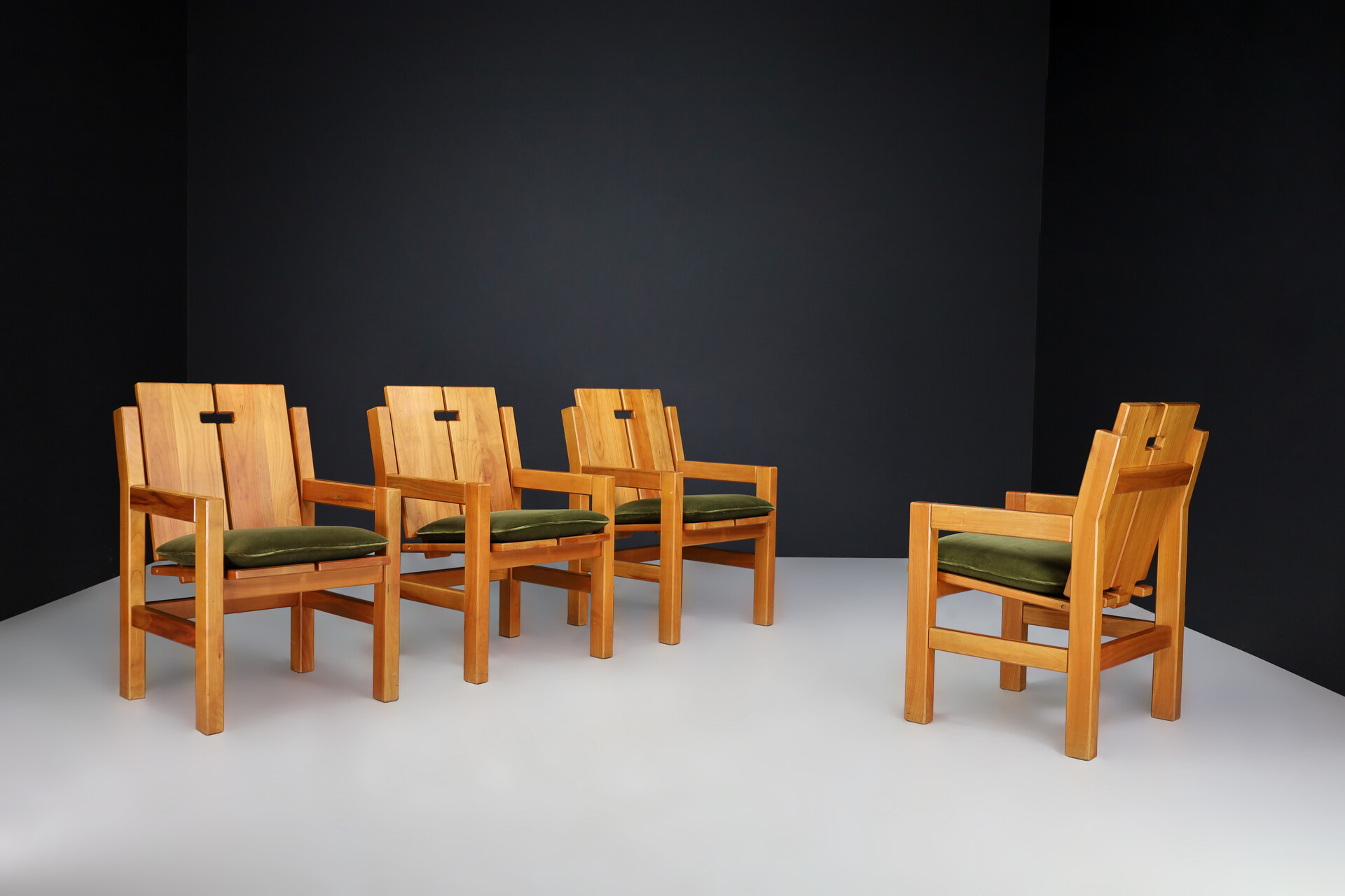 Mid century modern Elm Armchairs with Green Velvet Upholstery, France 1970 Late-20th century