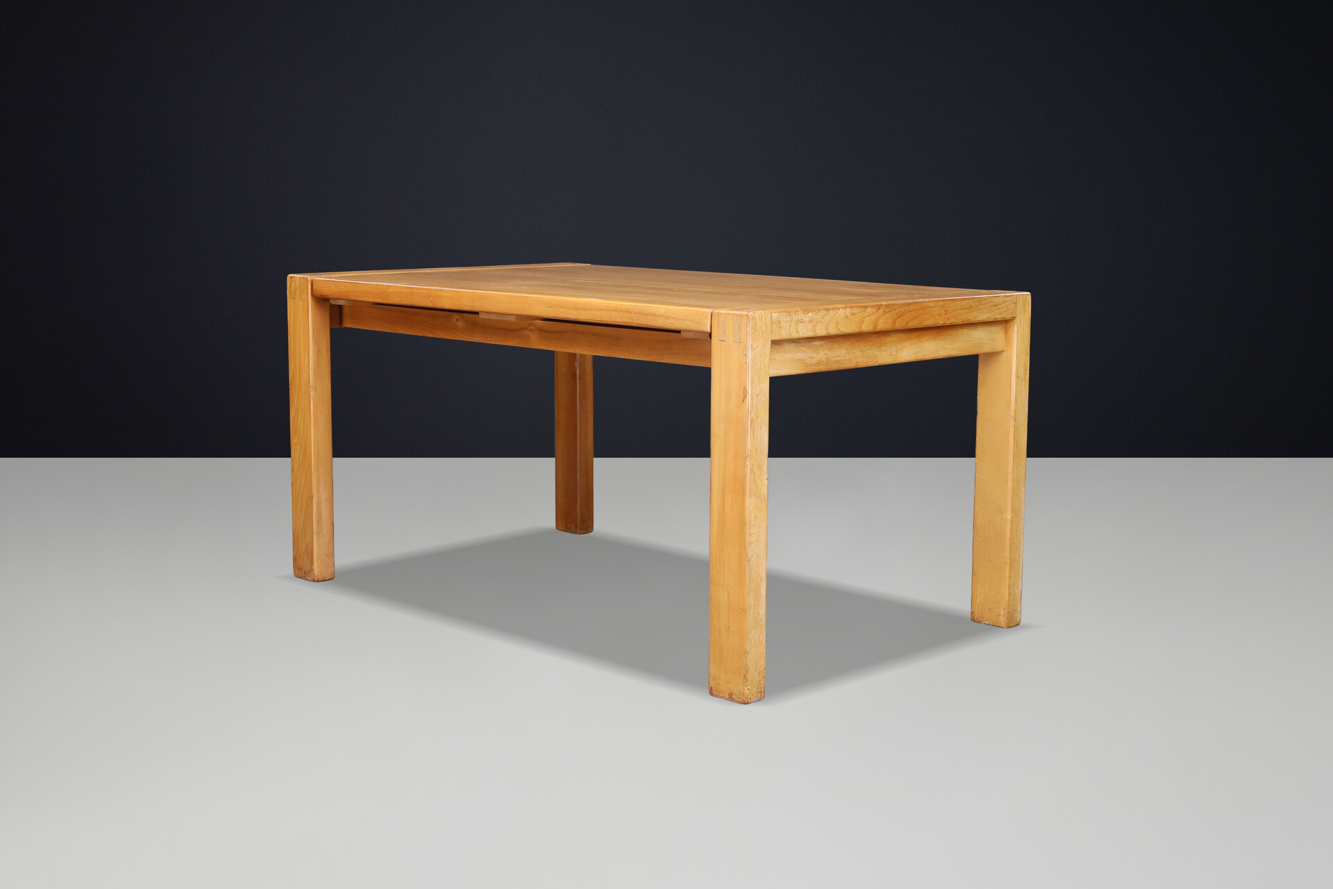 Mid century modern Elm Maison Regain dining room table 150-250 cm, France 1970s Late-20th century
