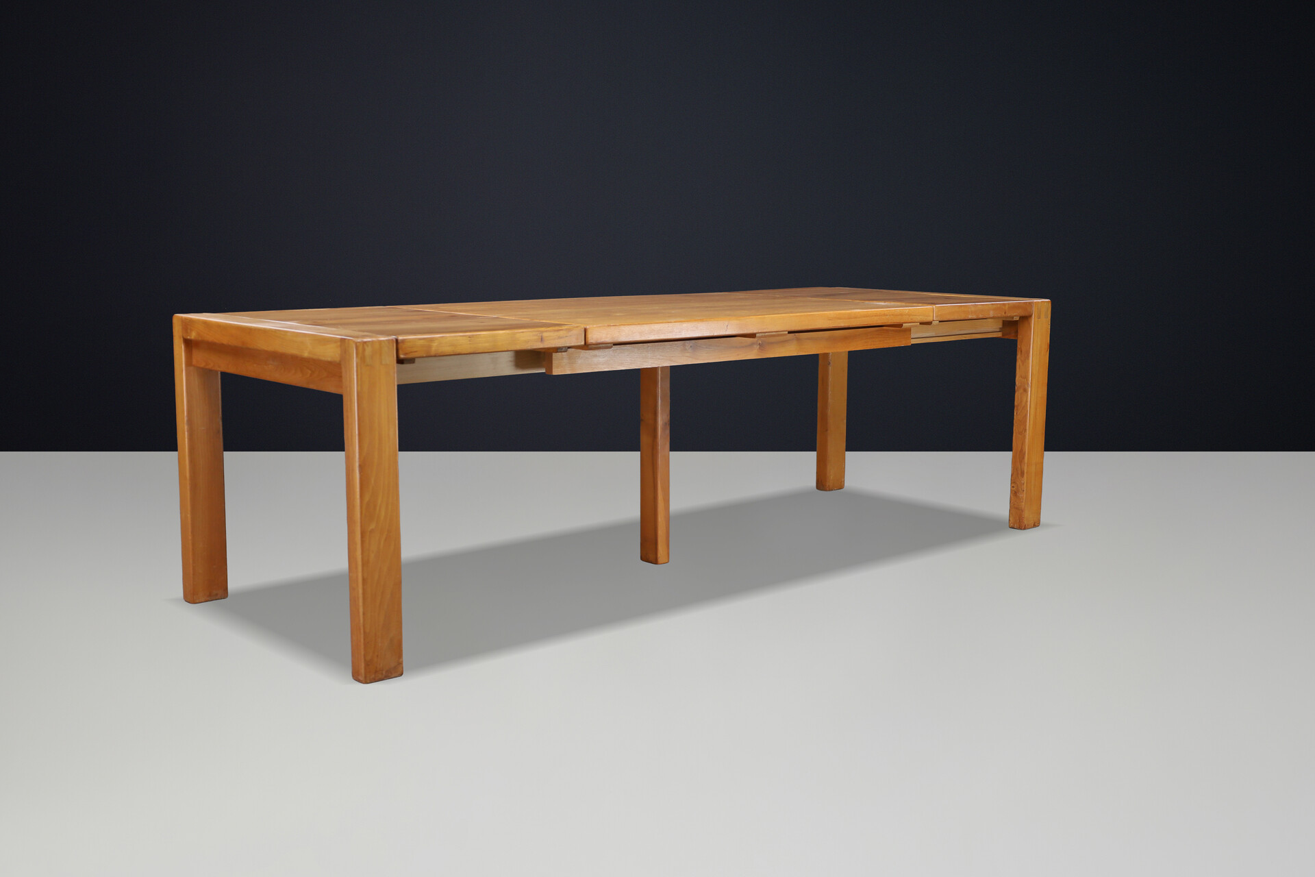 Mid century modern Elm Maison Regain dining room table 150-250 cm, France 1970s Late-20th century