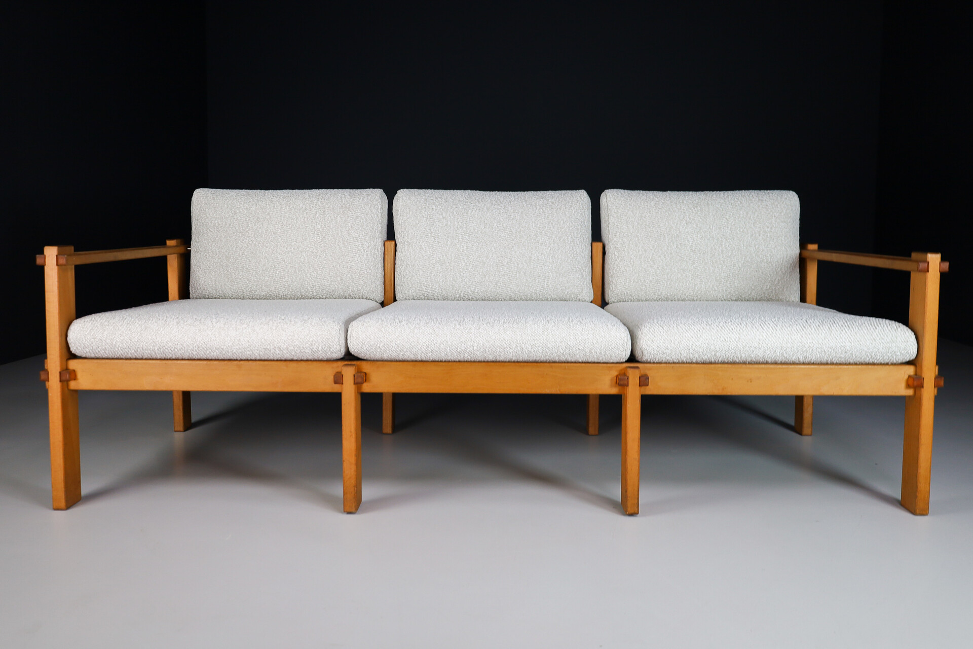 gevangenis angst groef Mid century modern Farmer Three seat sofa in New Bouclé wool fabric By Gerd  Lange For Bofinger, Germany 1960s Mid-20th century - Sofas - Items by  category - European ANTIQUES & DECORATIVE