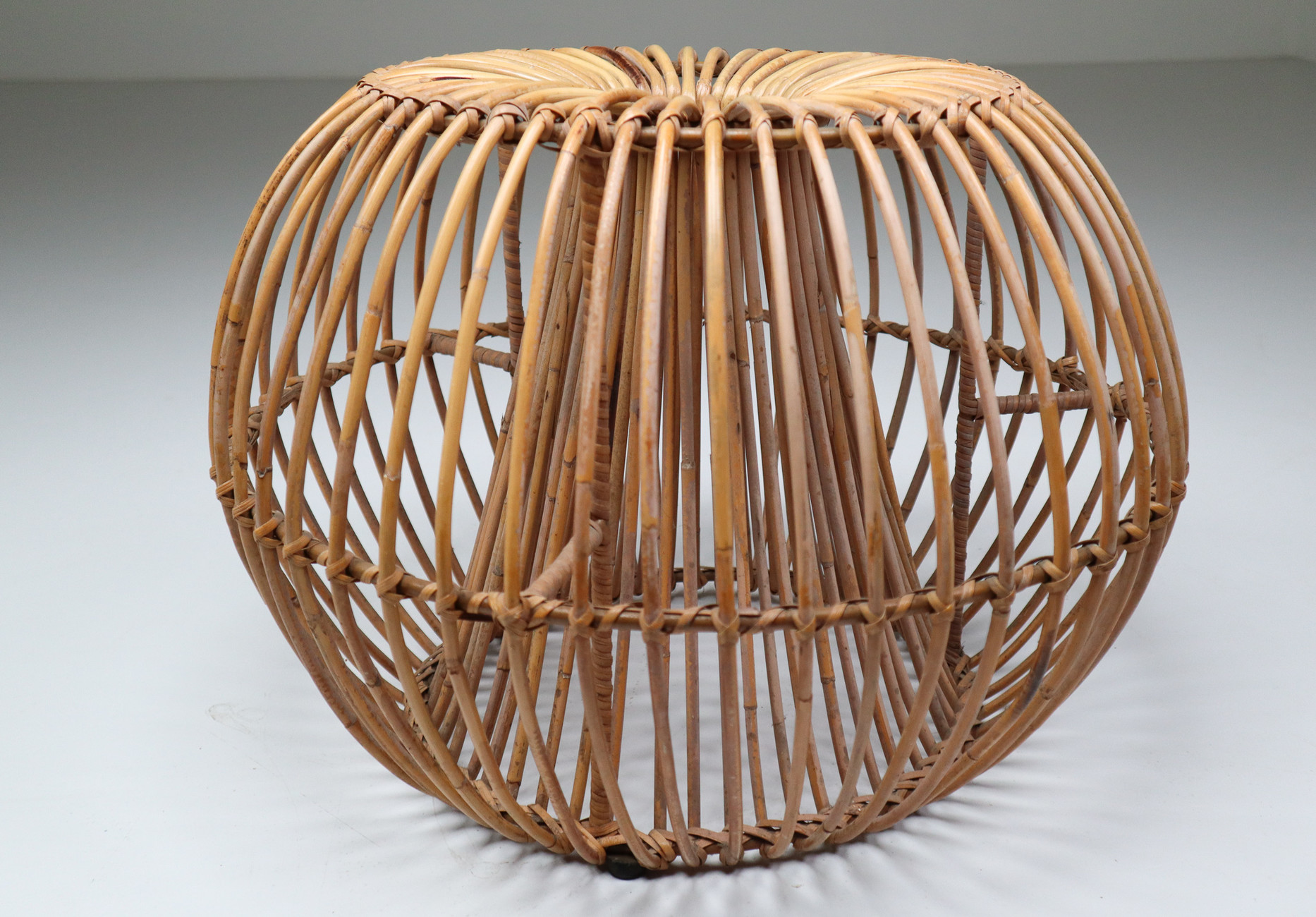 Mid-Century Modern Franco Albini Style Wicker Ottoman, Stool or Side table.Italy 1950s Mid-20th century