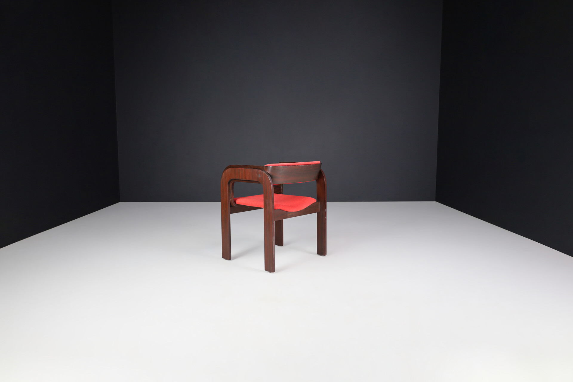 Mid century modern Gae Aulenti Armchairs in walnut and red upholstery , italy 1960s Mid-20th century