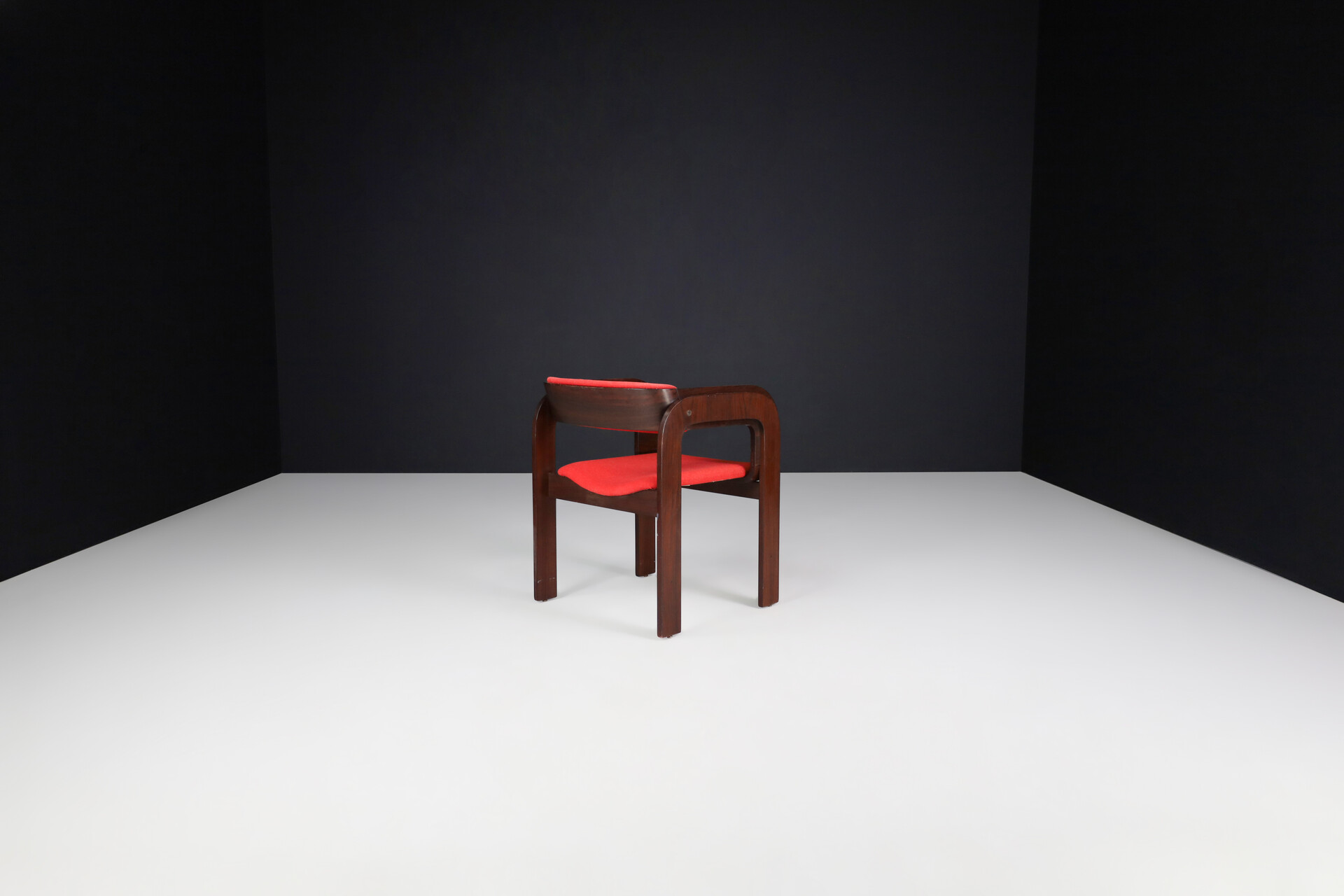 Mid century modern Gae Aulenti Armchairs in walnut and red upholstery , italy 1960s Mid-20th century