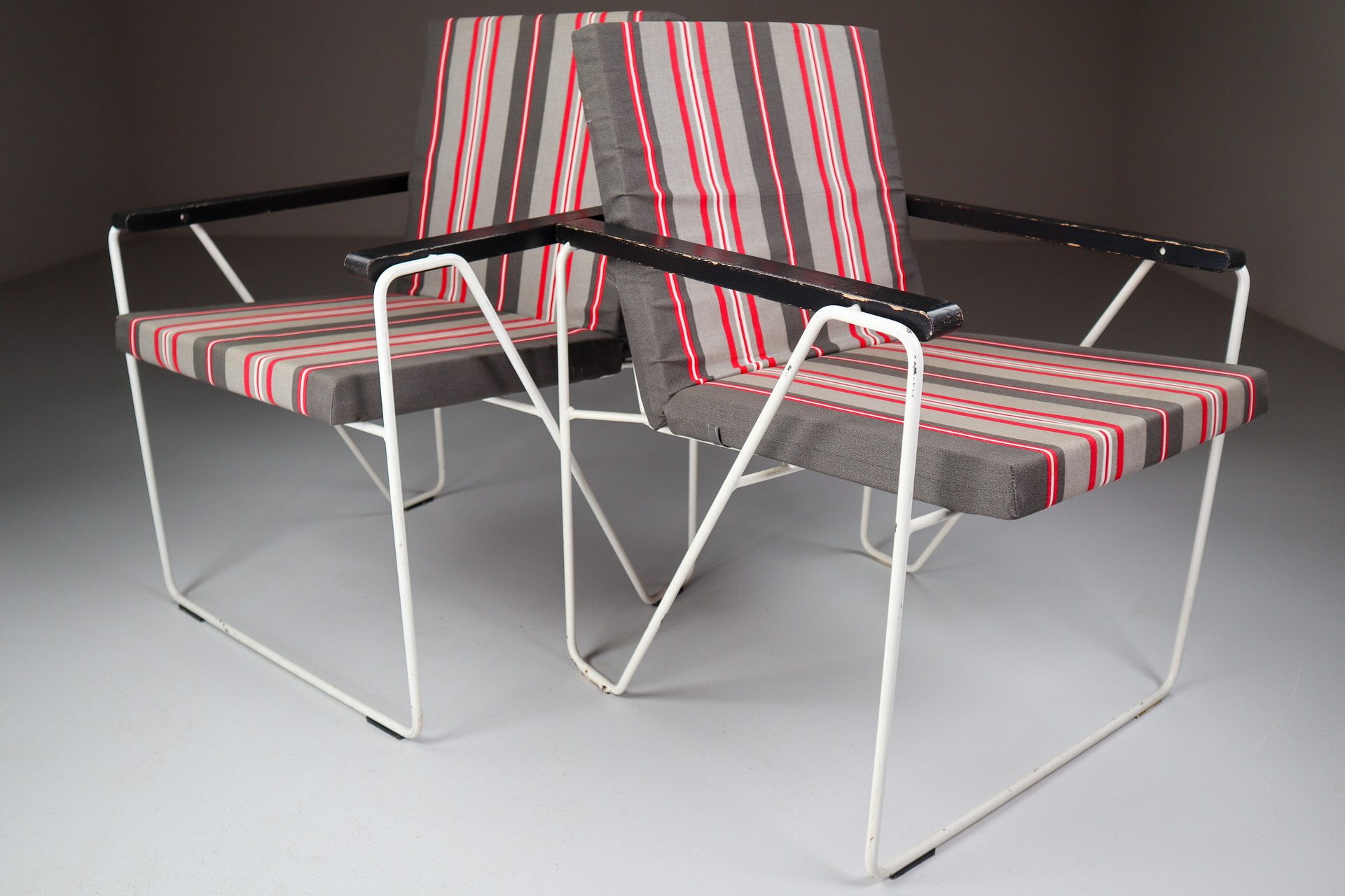 Mid century modern Garden / Patio Armchairs in Steel and wood, France 1960s Mid-20th century