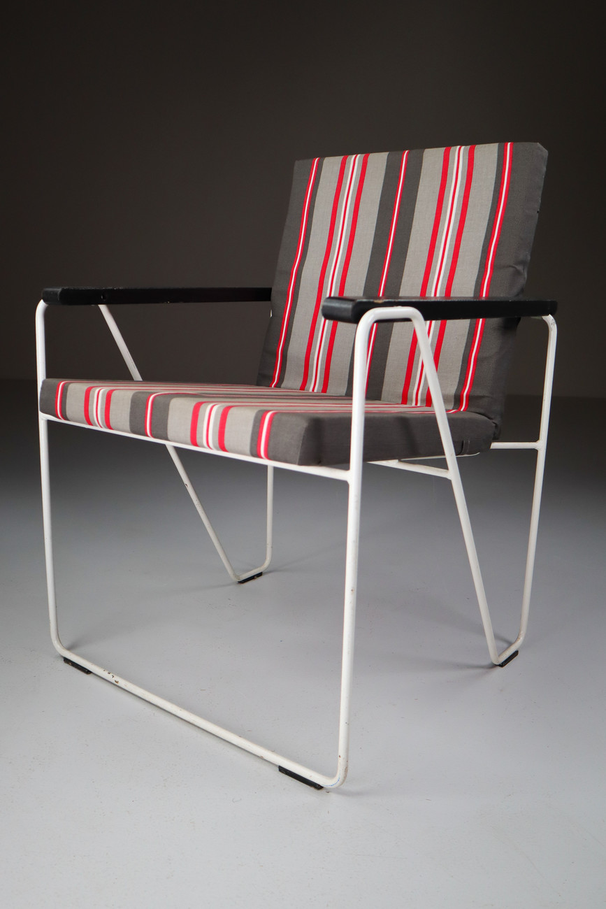 Mid century modern Garden / Patio Armchairs in Steel and wood, France 1960s Mid-20th century