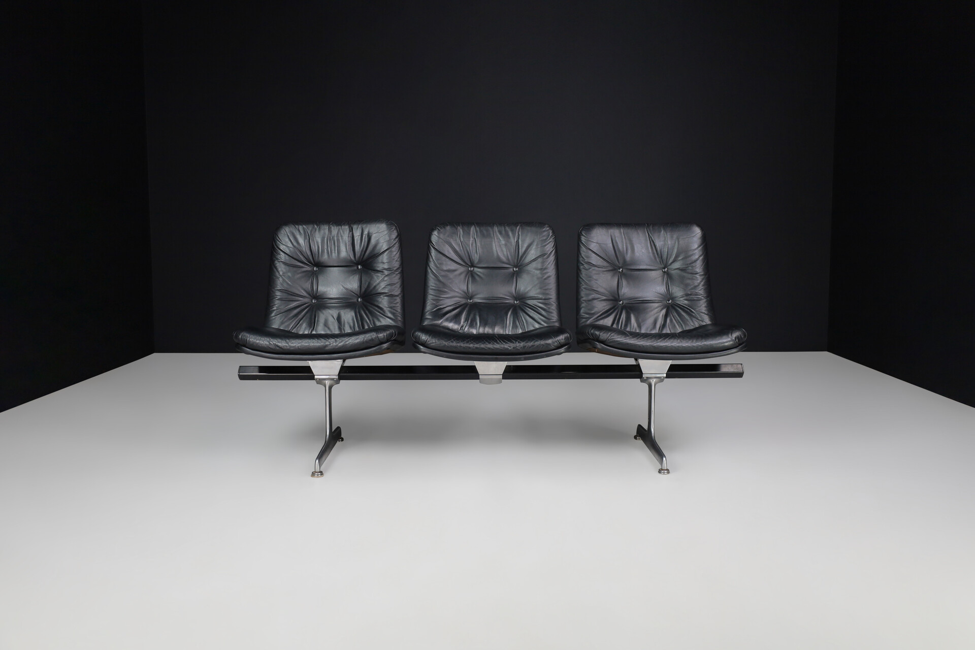 Mid century modern Geoffrey Harcourt Waiting Room Multiple Seating System for Artifort, 1960s Late-20th century