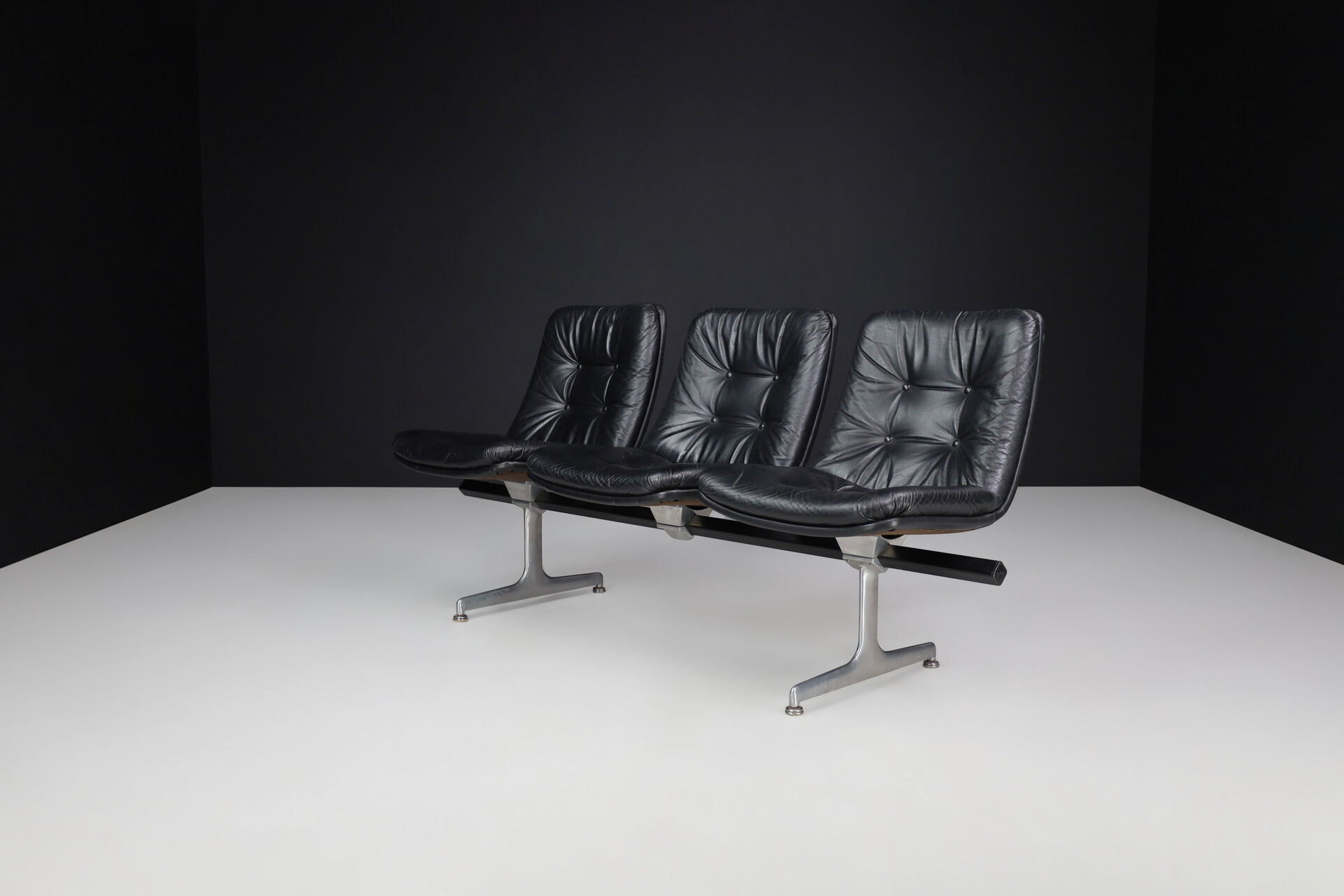 Mid century modern Geoffrey Harcourt Waiting Room Multiple Seating System for Artifort, 1960s Late-20th century