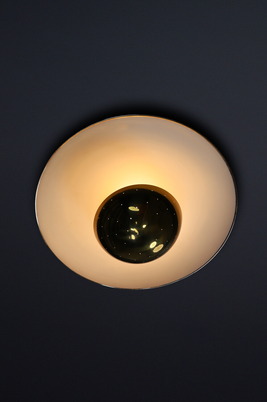 Mid century modern Gino Sarfatti Model 155 Ceiling Lamp for Arteluce, Italy, 1950, Brass & White Mid-20th century