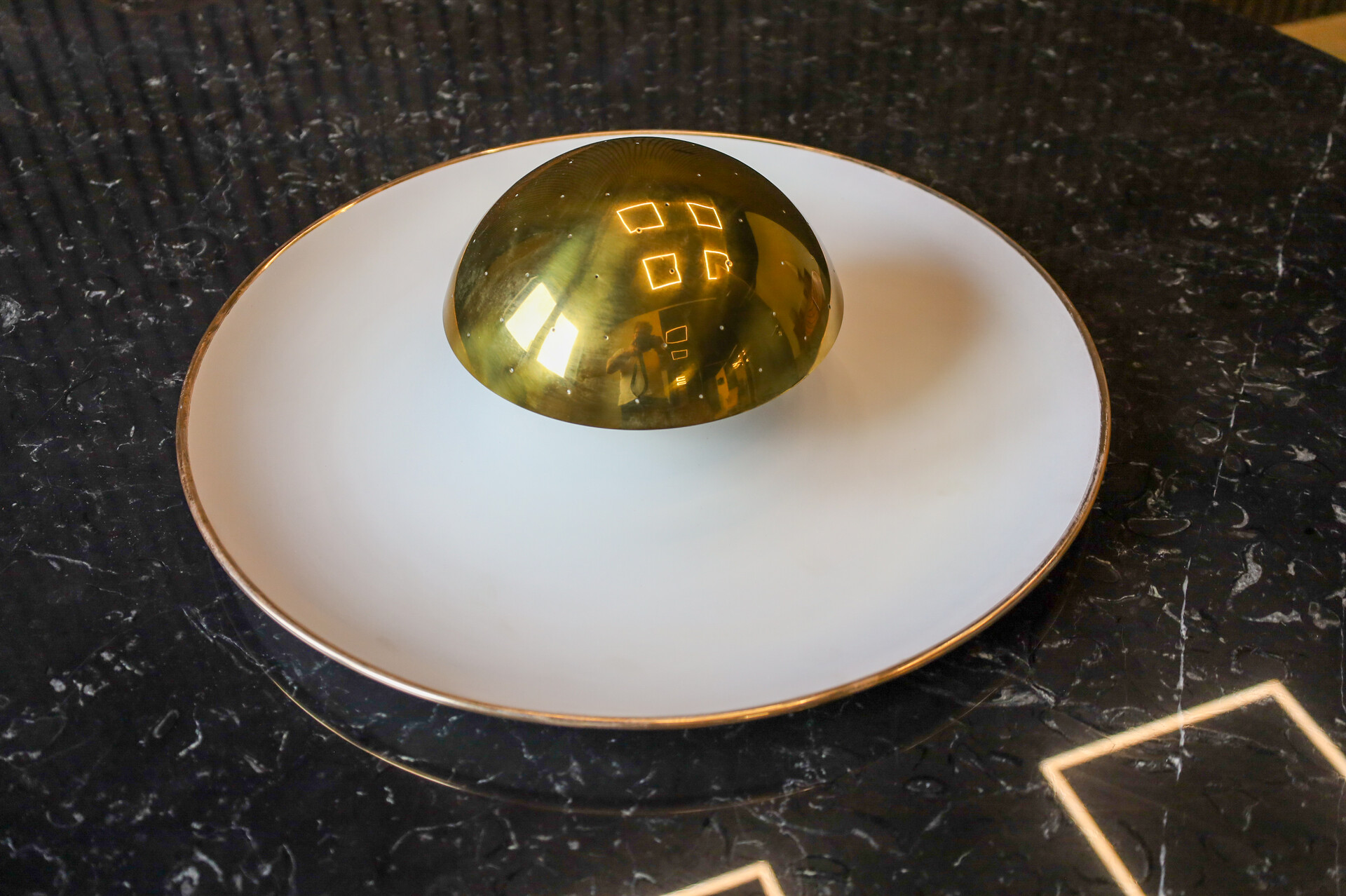 Mid century modern Gino Sarfatti Model 155 Ceiling Lamp for Arteluce, Italy, 1950, Brass & White Mid-20th century