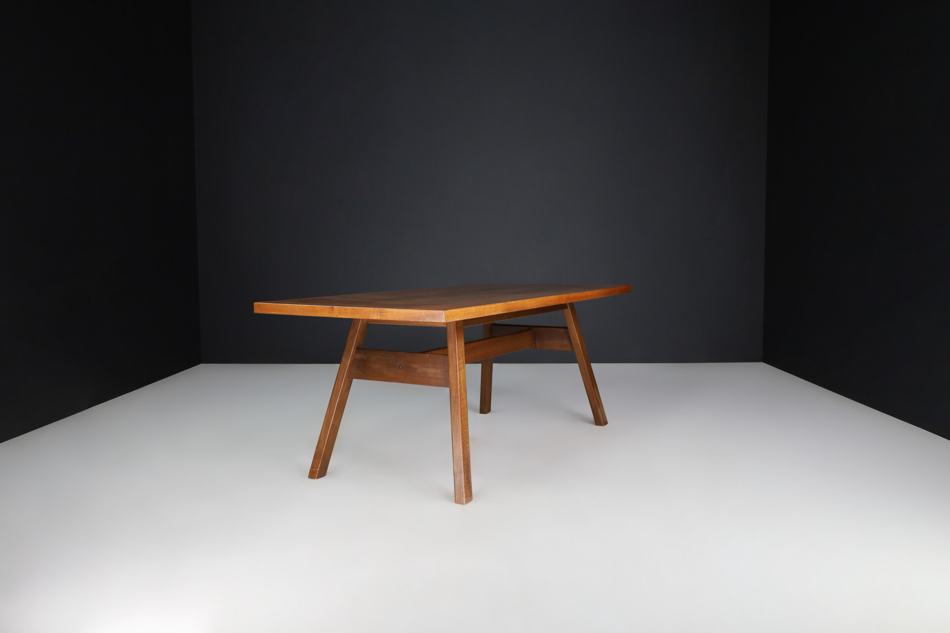Mid century modern Giovanni Michelucci Walnut Dining Room Table for Poltronova, Italy, 1964 Mid-20th century