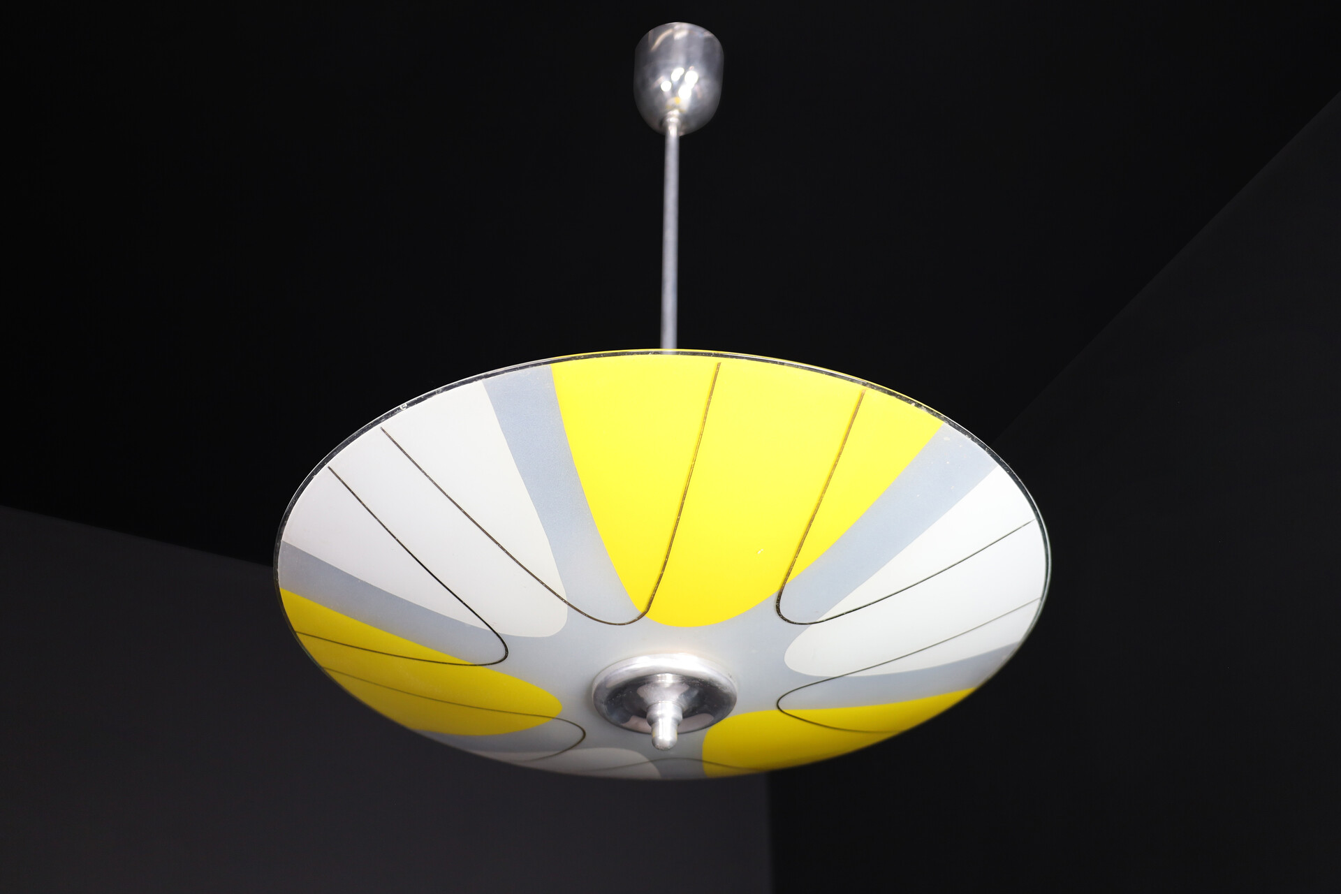 Mid century modern Glass Hanging Pendant Lamp Brussels World Expo 1958 Mid-20th century