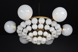 Mid century modern Grand Bohemian Chandelier with Brass Fixture & Hand-blowed Frosted Glass Globes 1960s Mid-20th century
