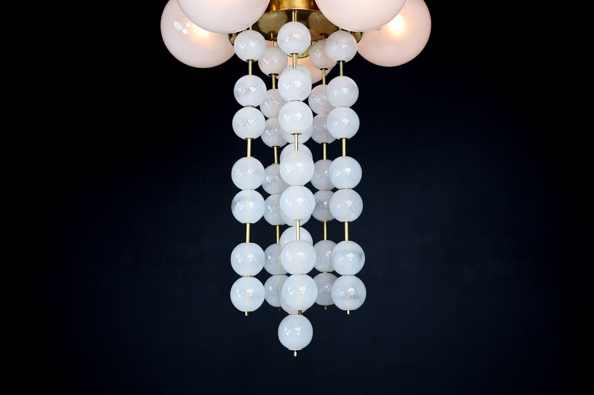 Mid century modern Grand Bohemian Chandeliers With Brass Fixture And Hand-Blowed Frosted Glass Globes, 1960s Mid-20th century