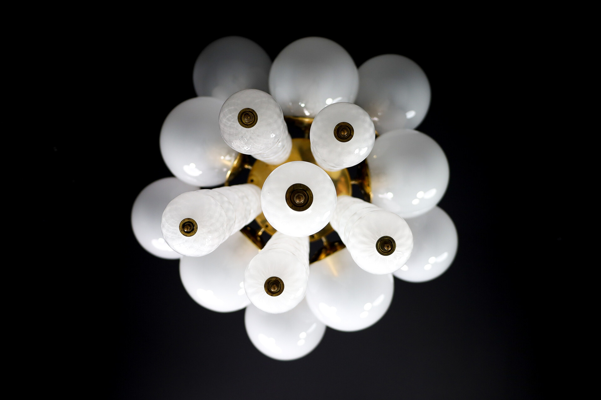 Mid century modern Grand Bohemian Chandeliers With Brass Fixture And Hand-Blowed Frosted Glass Globes, 1960s Mid-20th century