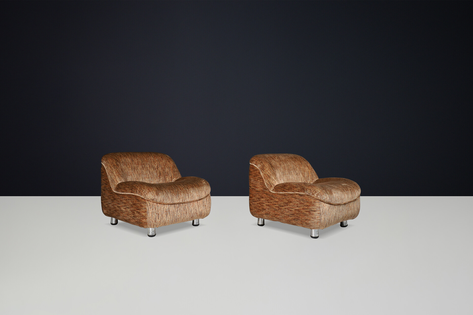 Mid century modern Guido Faleschini style  lounge chairs in original fabric , Italy 1970s Mid-20th century