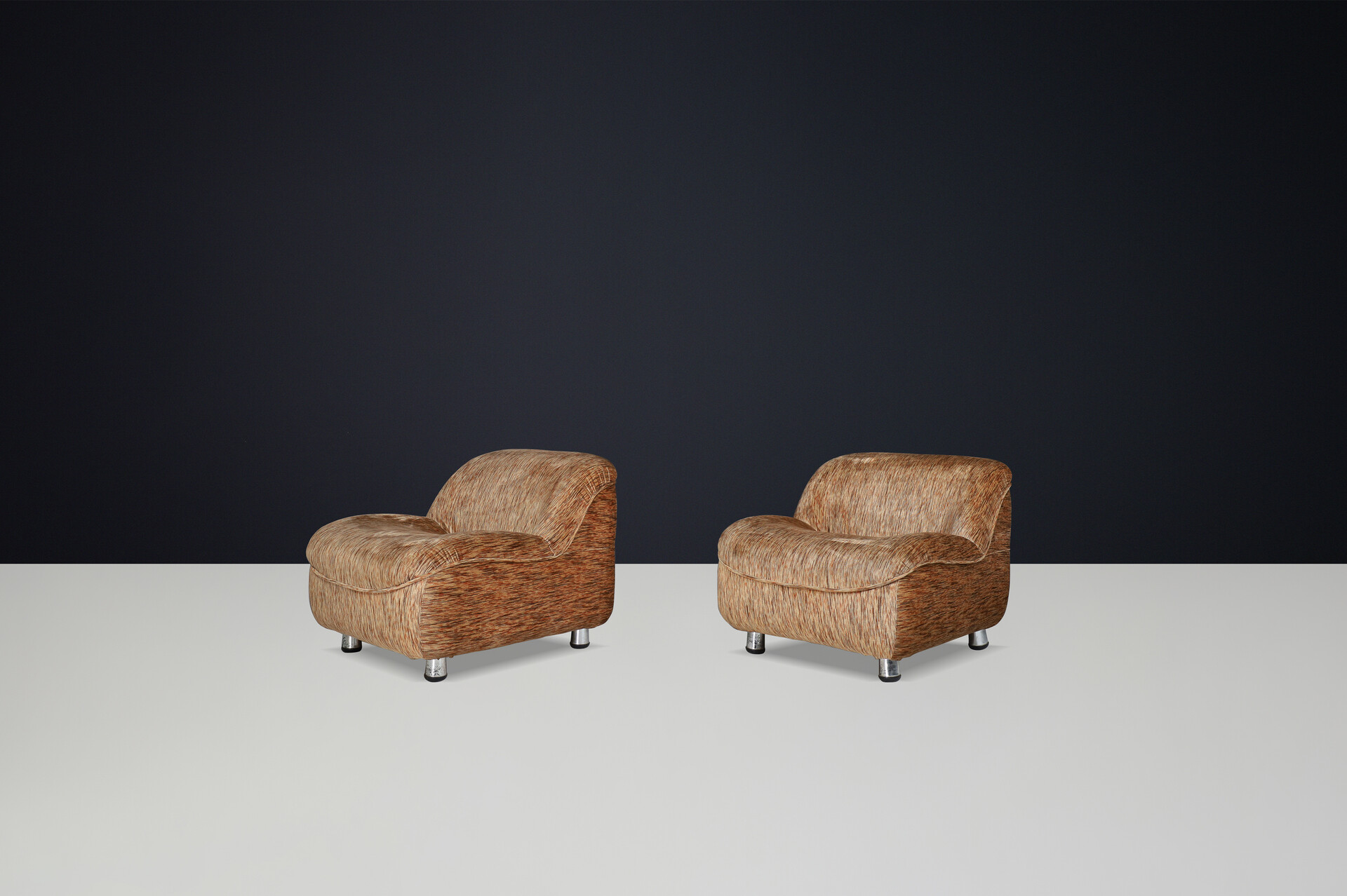 Mid century modern Guido Faleschini style  lounge chairs in original fabric , Italy 1970s Mid-20th century