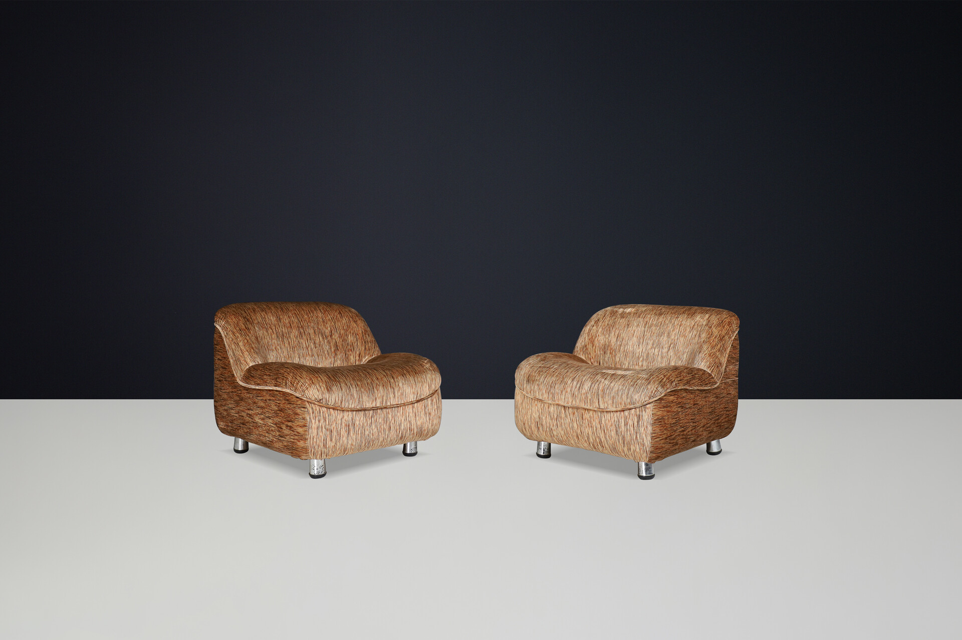 Mid century modern Guido Faleschini style  lounge chairs in original fabric , Italy 1970s Mid-20th century