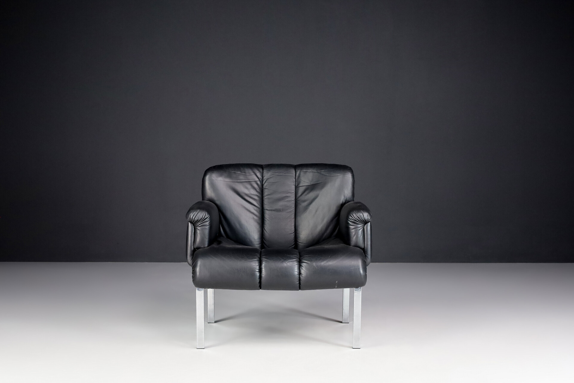 Mid century modern Hans Eichenberger For Girsberger ‘Eurochair’ In Black Leather ,Zwitserland 1970s Late-20th century