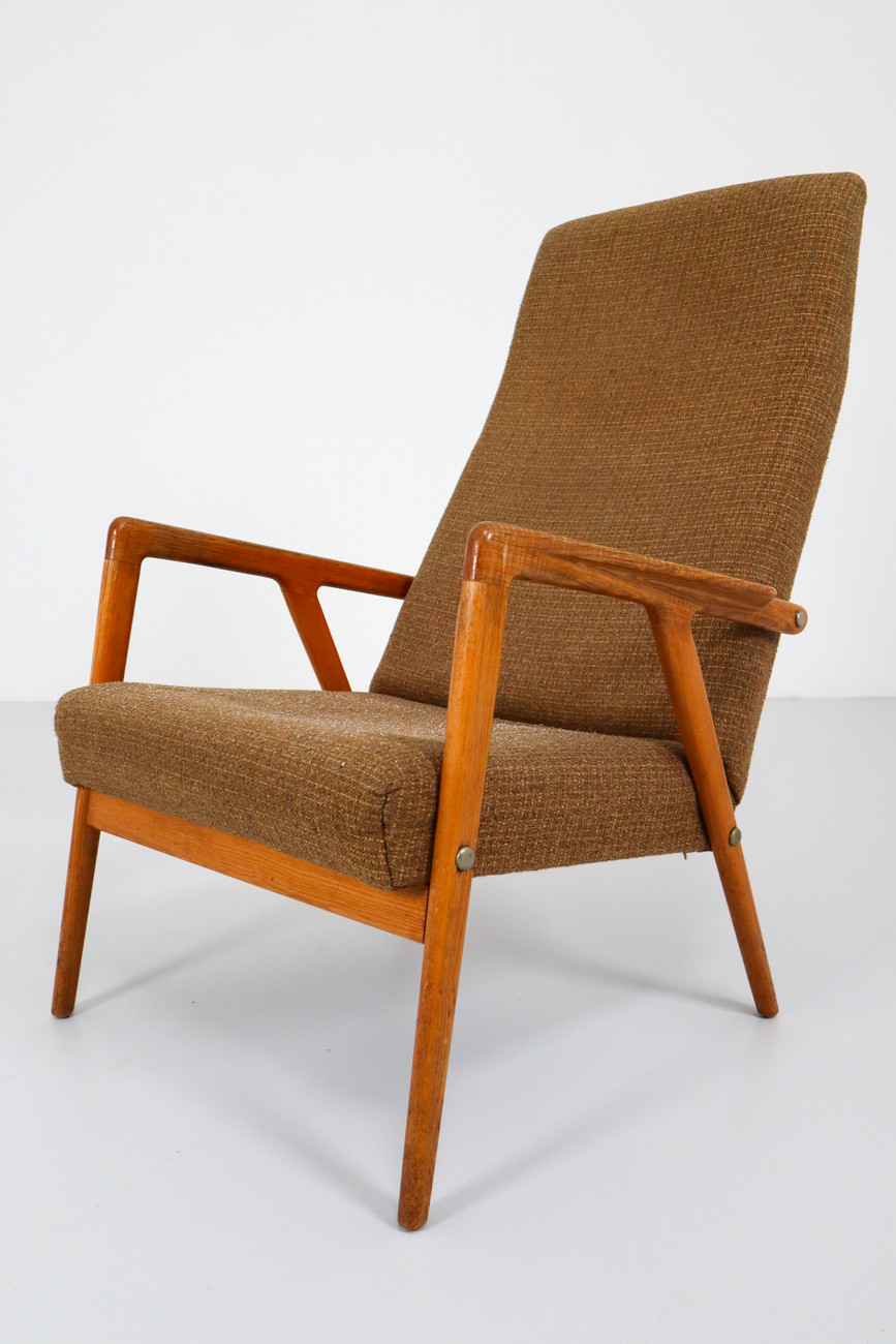 Mid century modern Hardwood Pair of two Hellerau Lounge chairs with original fabric Germany 1950s Mid-20th century