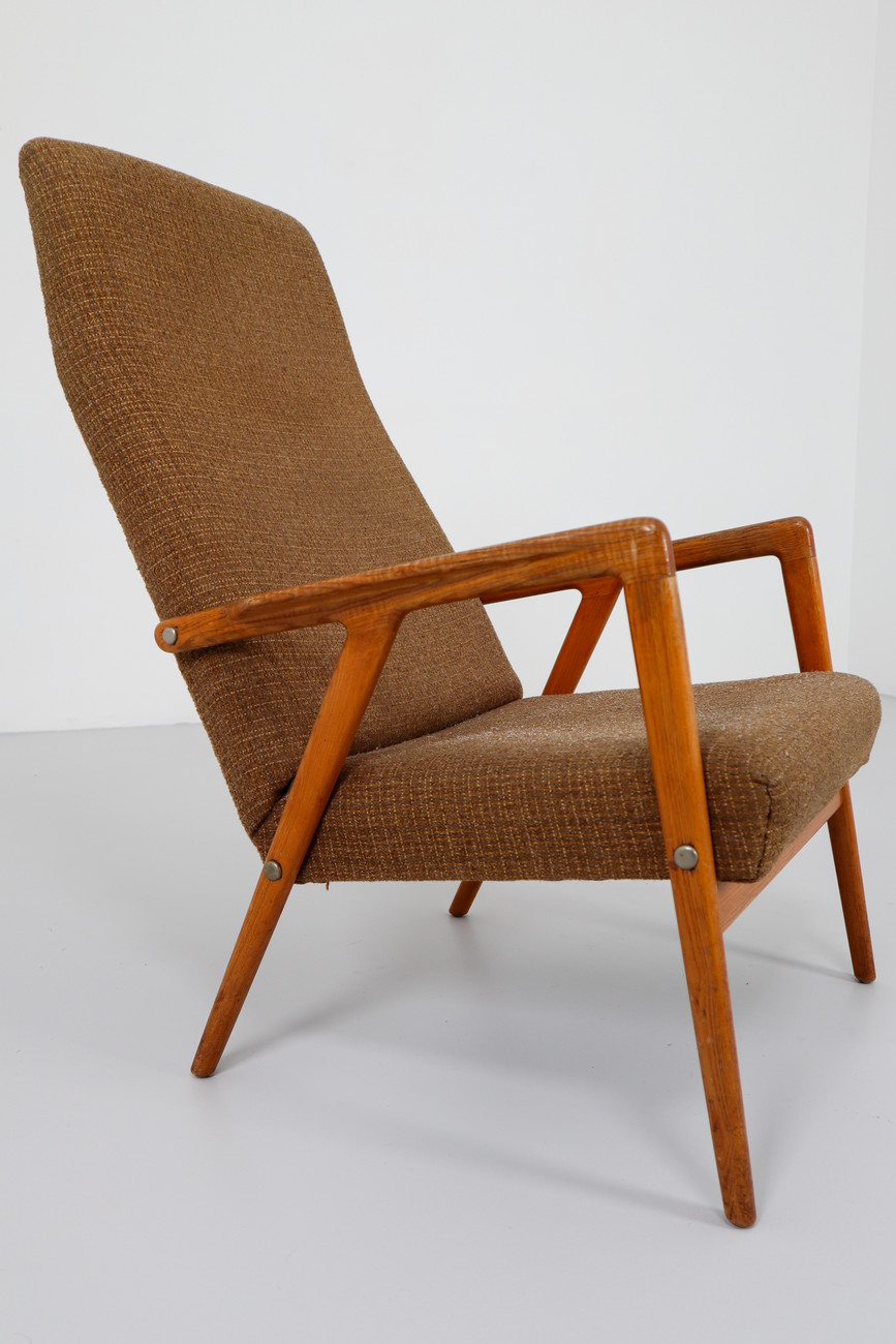 Mid century modern Hardwood Pair of two Hellerau Lounge chairs with original fabric Germany 1950s Mid-20th century
