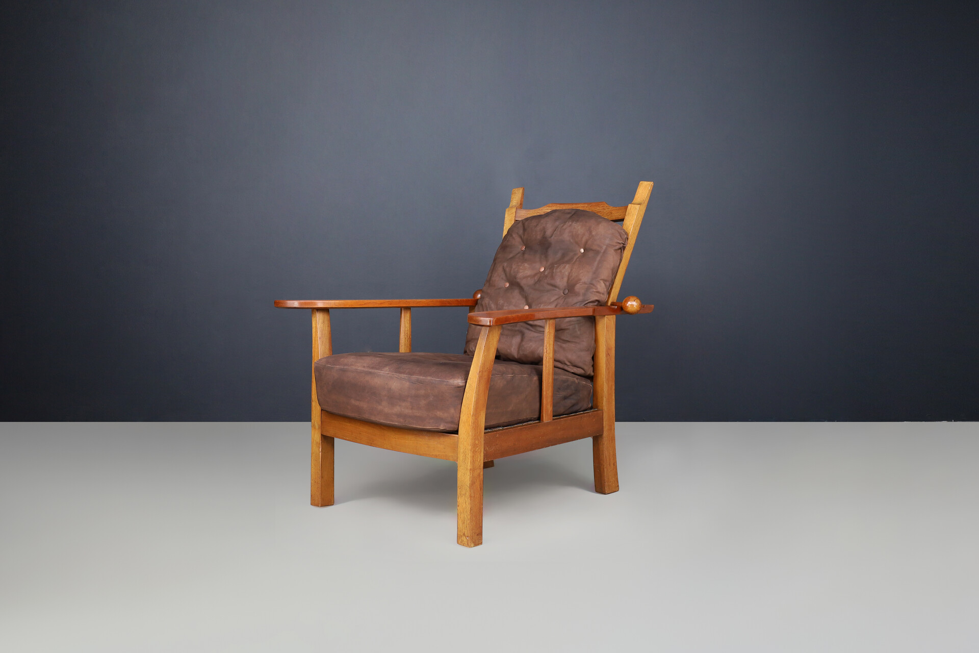 Mid century modern HUGO GORGE, ARMCHAIR “CANADIAN” FOR LORENZ AND REICHE, AUSTRIA 1920s Early-20th century