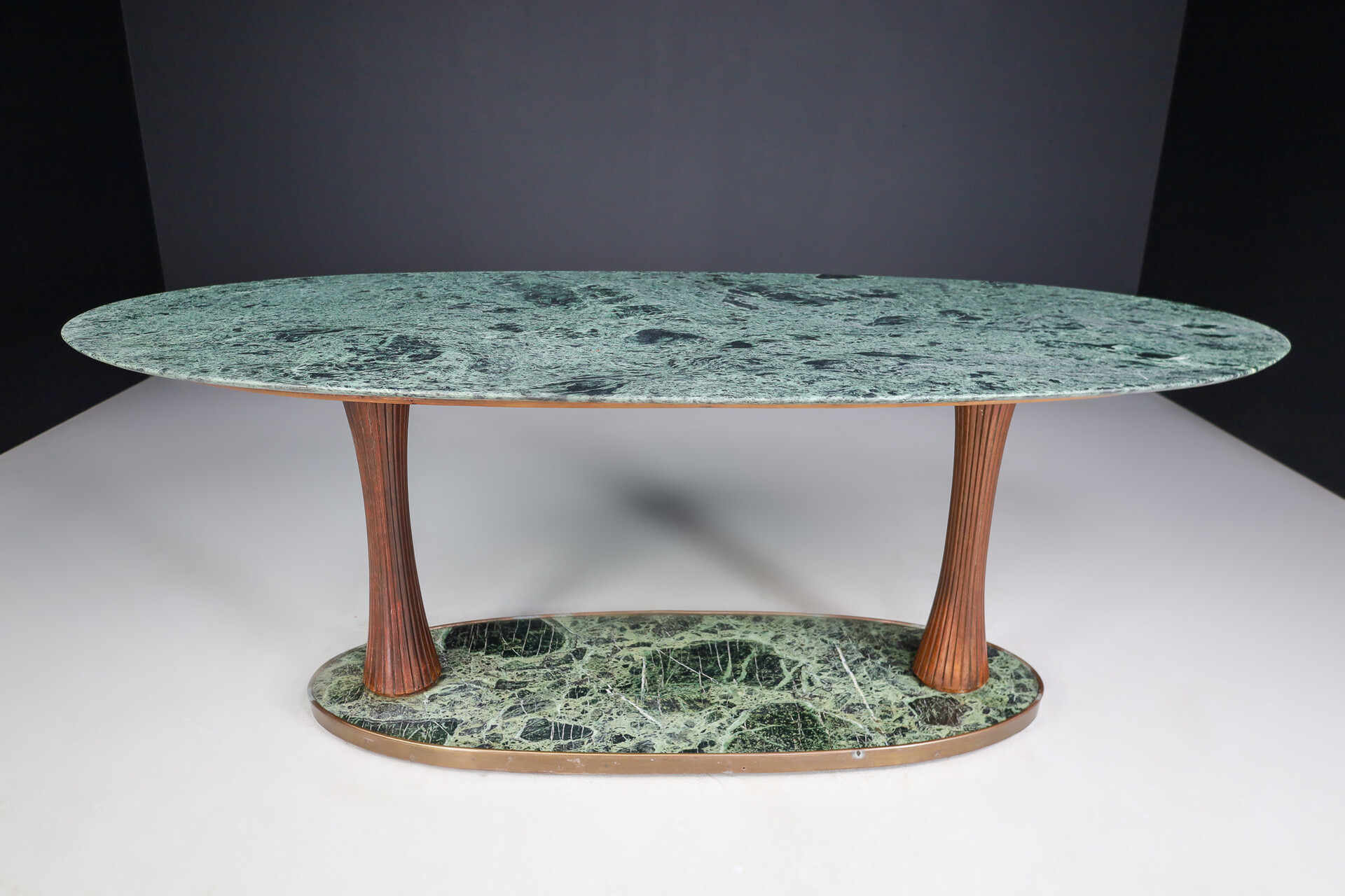 Mid century modern Italian dining table in marble , wood and copper by Vittorio Dassi , Italy 1960s Mid-20th century