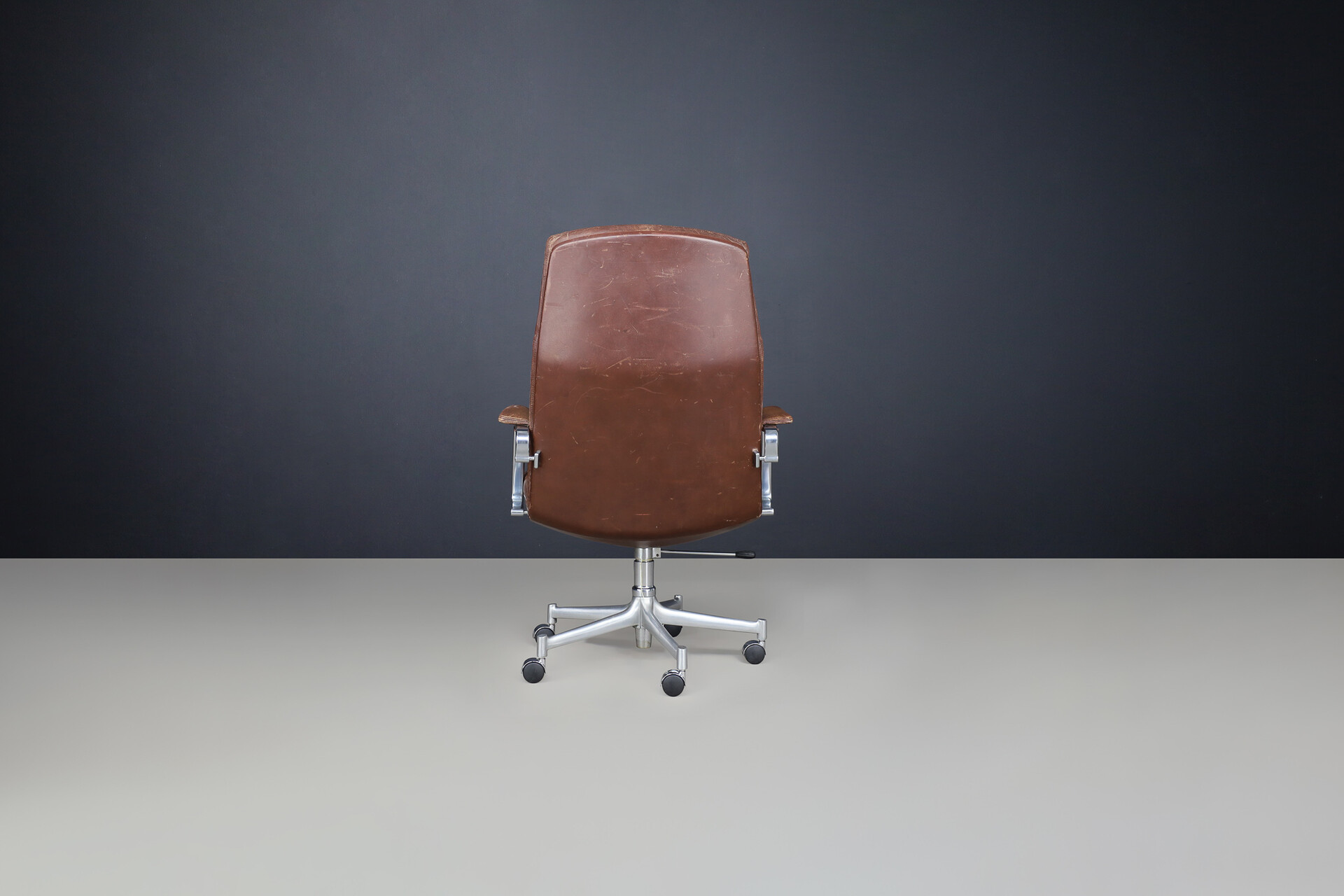 Mid century modern Jørgen Kastholm & Preben Fabricius desk Chair in patinated leather for Kill International, Denmark 1960s Mid-20th century