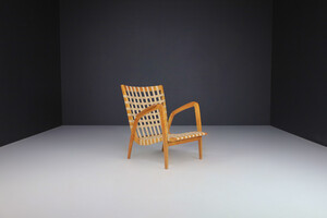 Mid century modern Jan Vanek Curved Easy Chair in Oak and Woven Canvas Straps, Praque 1930s Mid-20th century