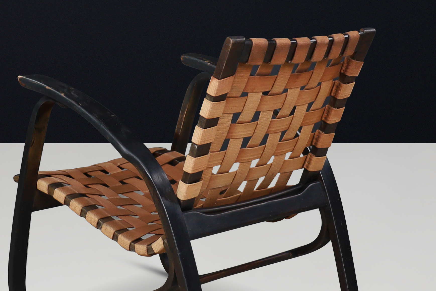 Mid century modern Jan Vanek Lounge chair in bentwood and canvas, Praque, the 1930s Mid-20th century