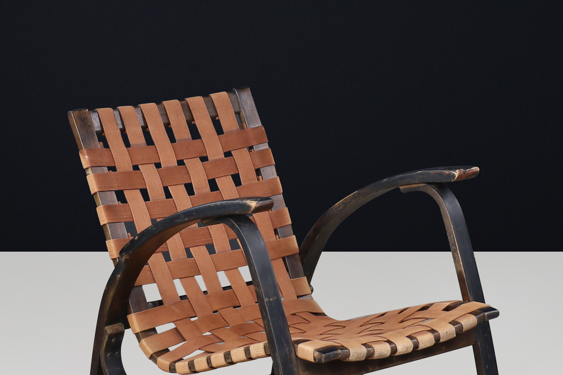 Mid century modern Jan Vanek Lounge chair in bentwood and canvas, Praque, the 1930s Mid-20th century