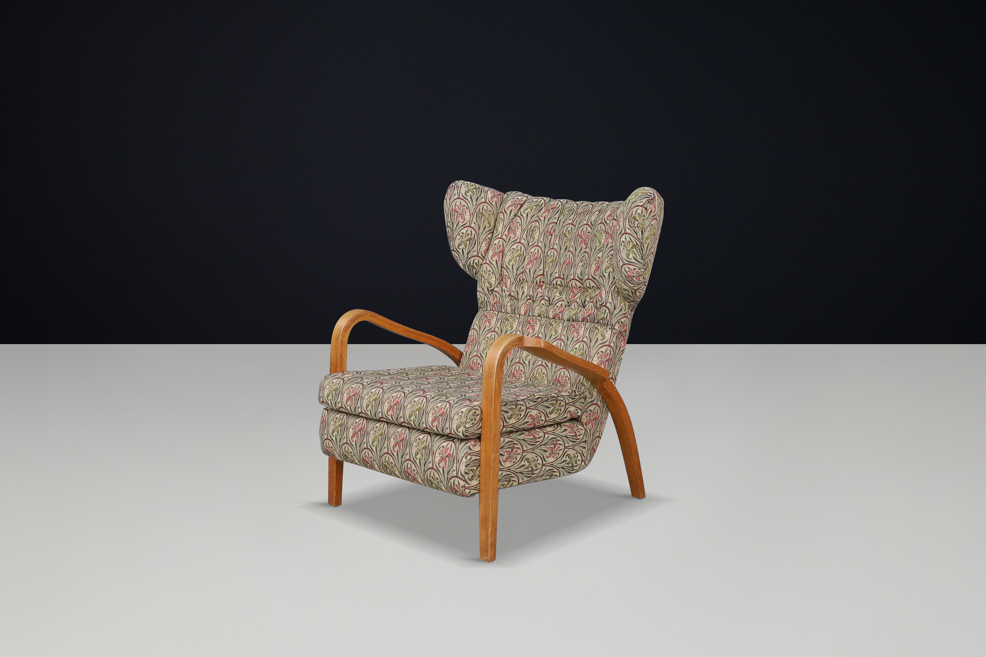 Mid century modern Jan Vanek Wingback Chair in Oak Bentwood and Original Upholstery – Prague, 1940s Mid-20th century