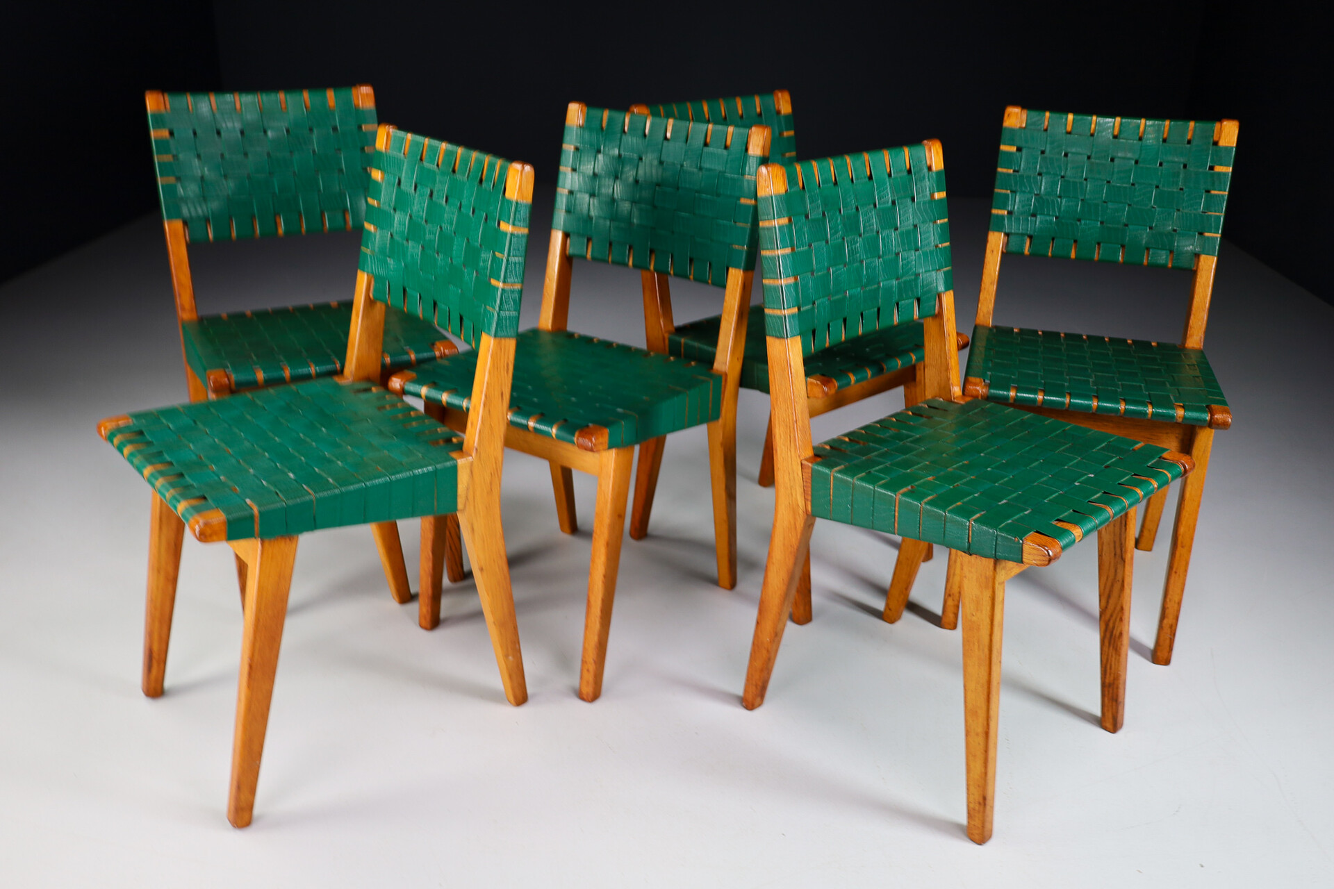 Mid century modern Jens Risom for Knoll 666 Side Chairs in Oak, USA 1950s Mid-20th century
