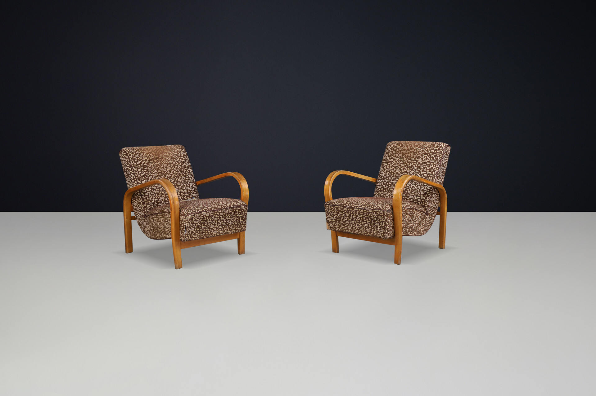 Mid century modern Karel Koželka & Antonín Kropácek Bentwood Armchairs 1940s Mid-20th century