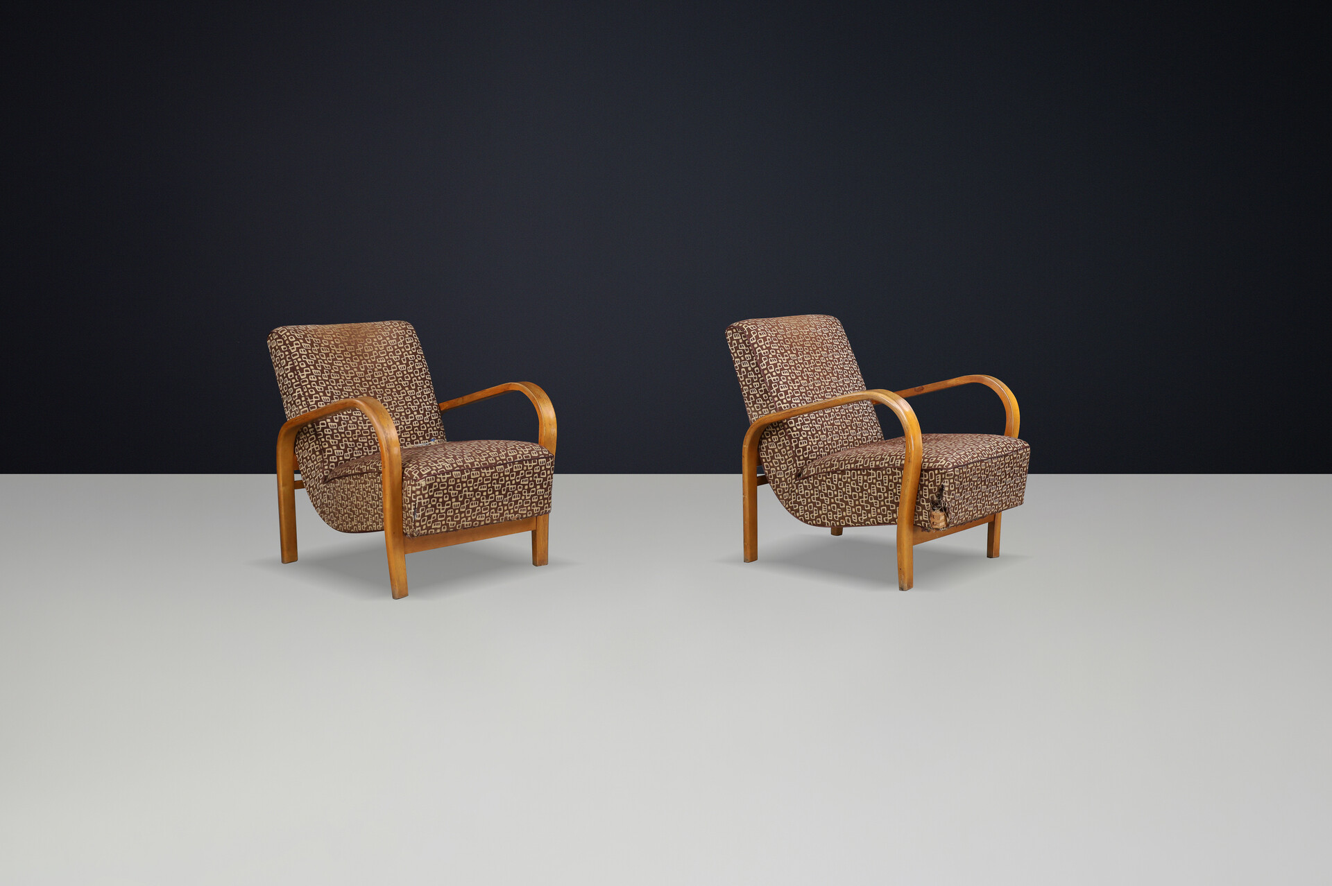 Mid century modern Karel Koželka & Antonín Kropácek Bentwood Armchairs 1940s Mid-20th century