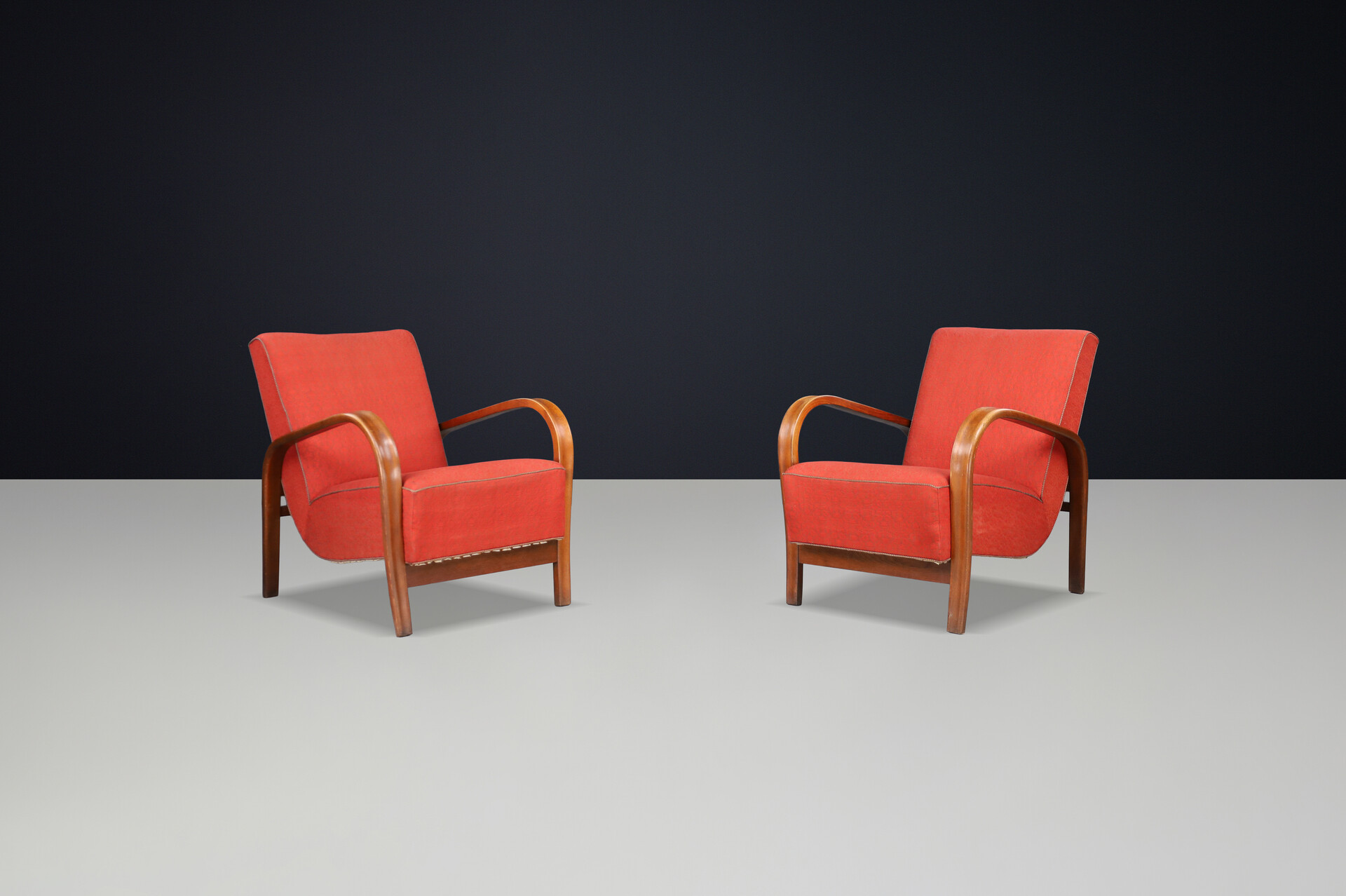 Mid century modern Karel Koželka & Antonín Kropácek patinated Bentwood Armchairs Prague 1940s Mid-20th century