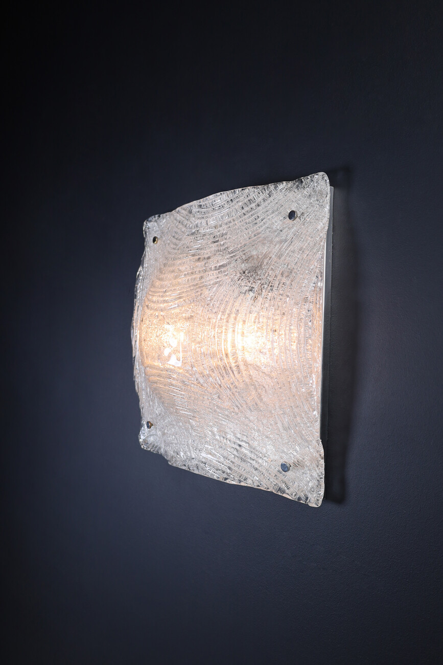 Mid century modern Large Murano Flush Mount / Wall light, Italy 1960s Mid-20th century