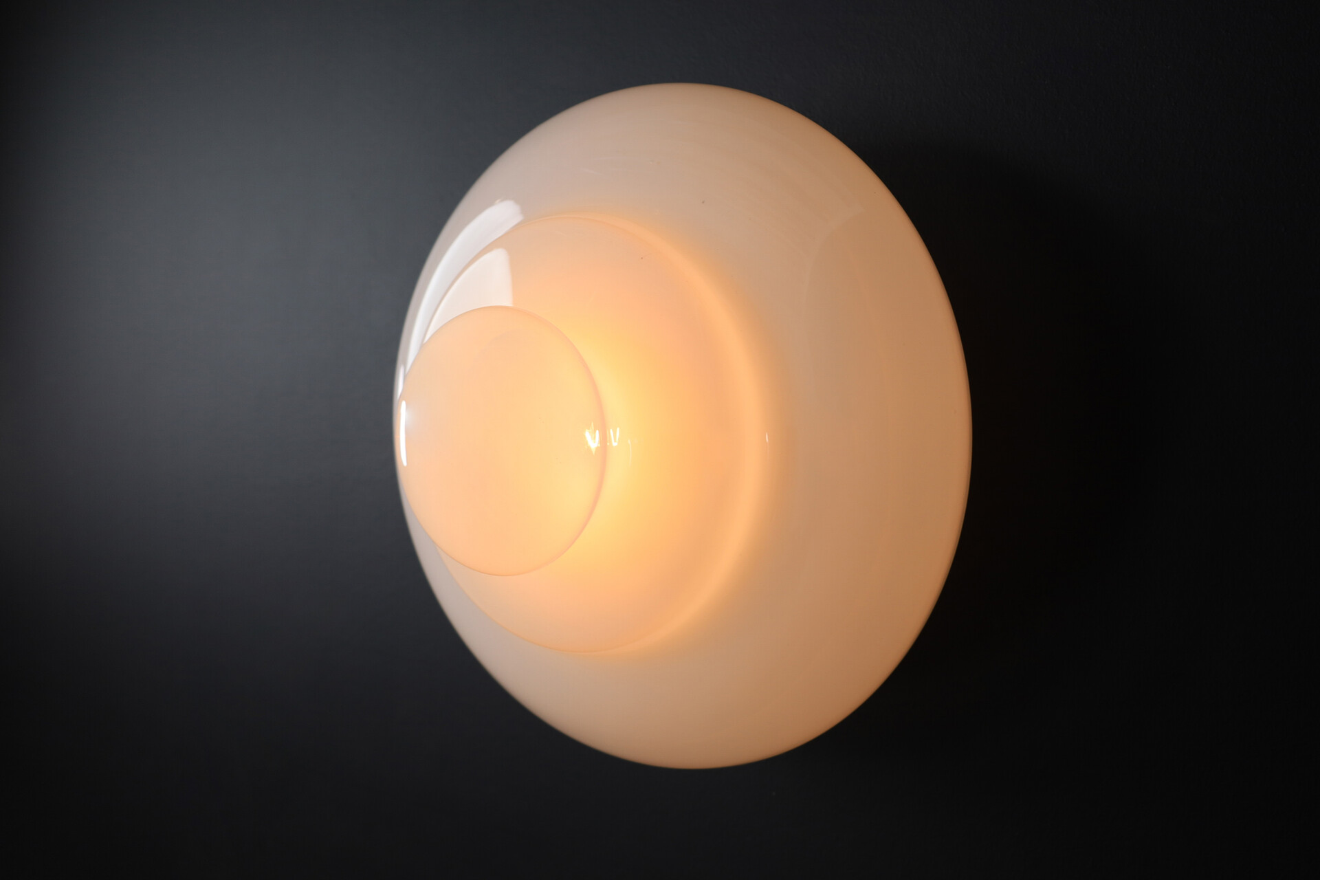 Mid century modern Large Murano Flush Mount / Wall light, Italy 1960s Mid-20th century