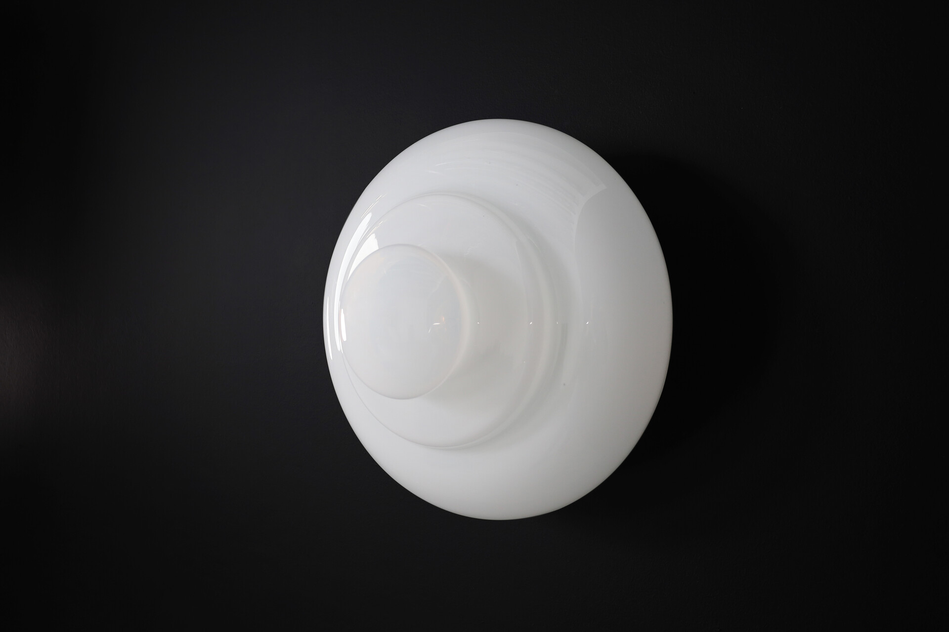 Mid century modern Large Murano Flush Mount / Wall light, Italy 1960s Mid-20th century