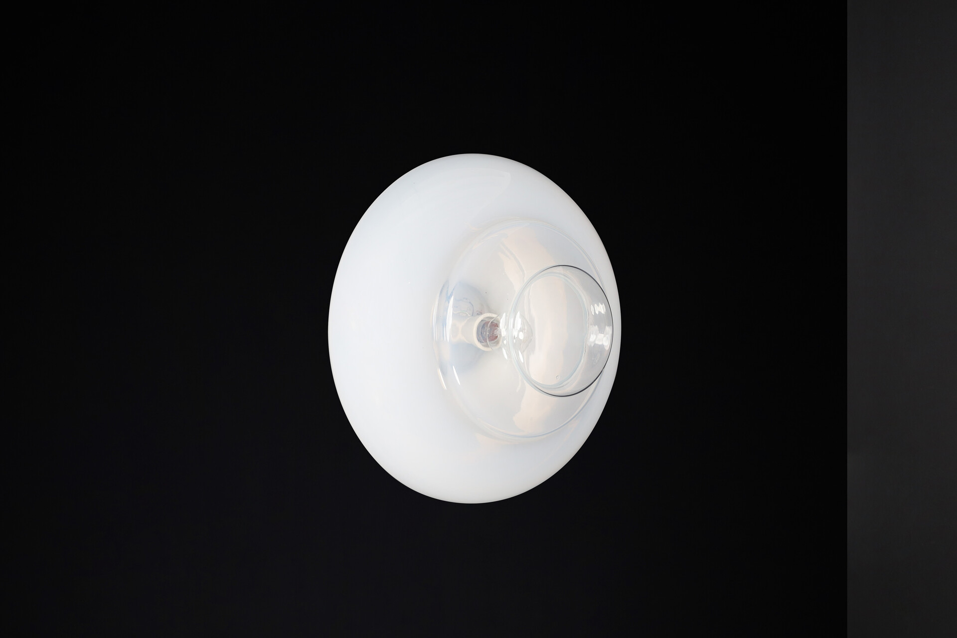 Mid century modern Large Murano Flush Mount / Wall light, Italy 1960s Mid-20th century