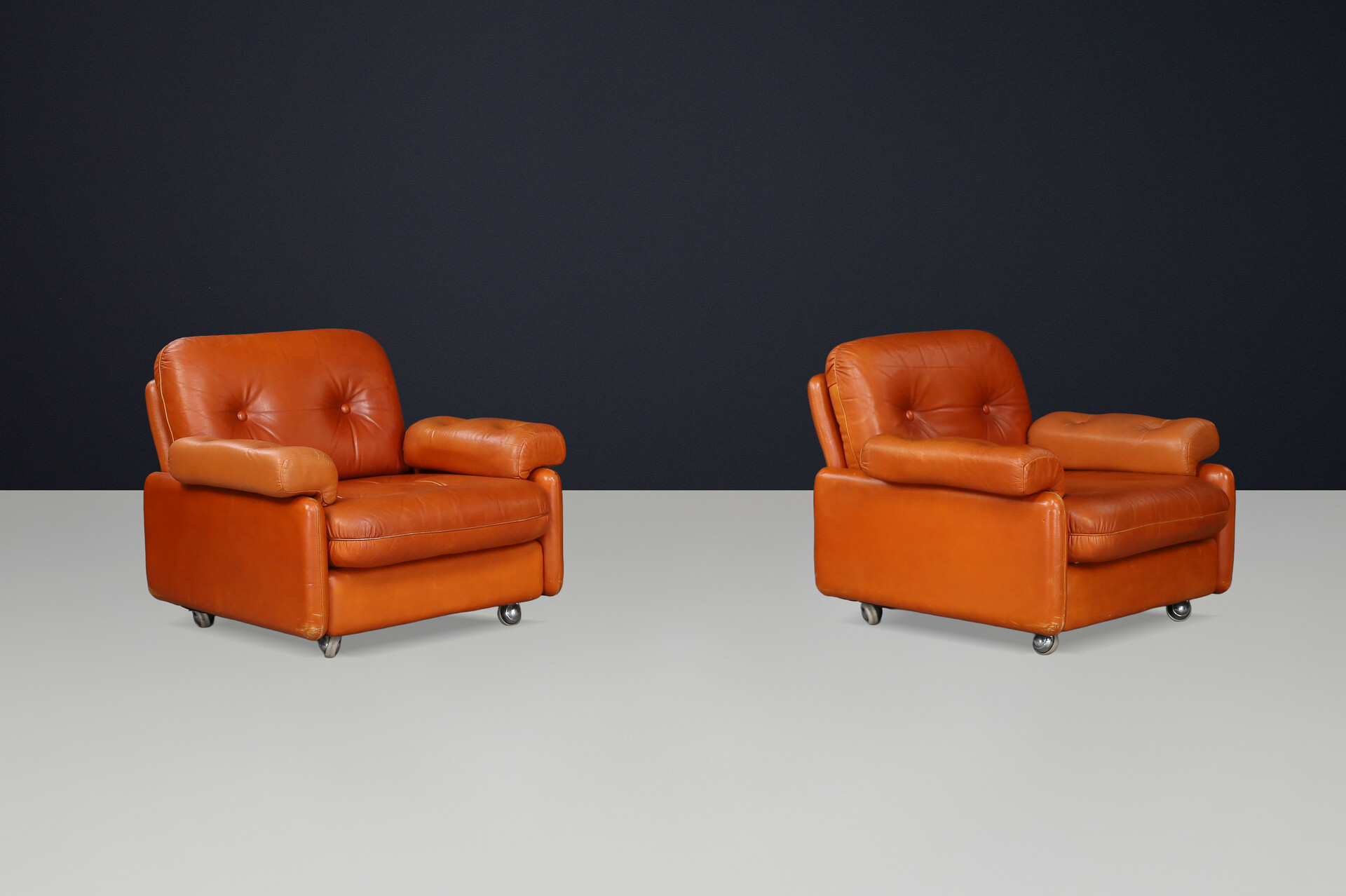 Mid century modern Leather Lounge armchairs , Germany 1960s Mid-20th century