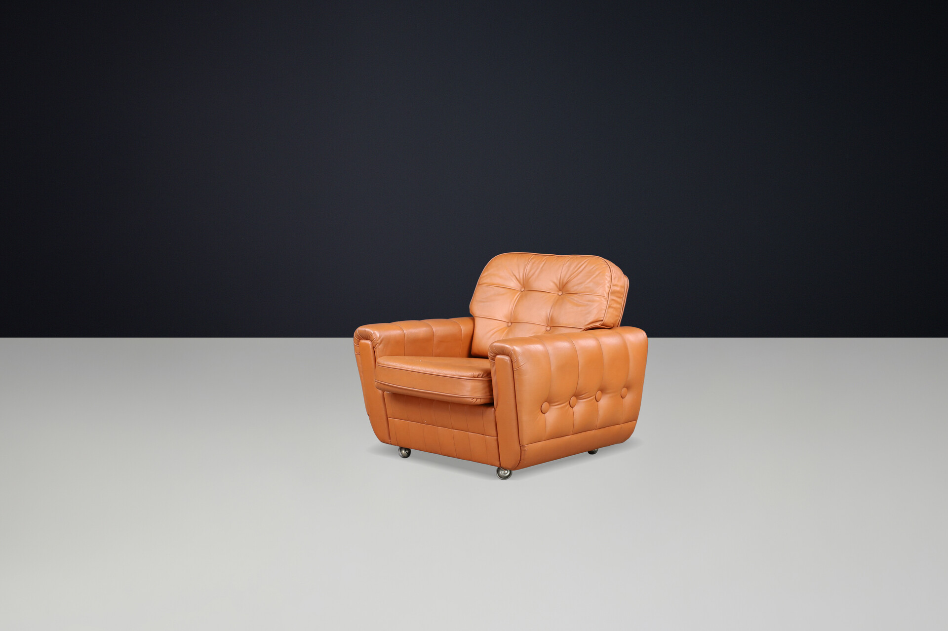 Mid century modern Leather lounge chair , france 1960s Mid-20th century