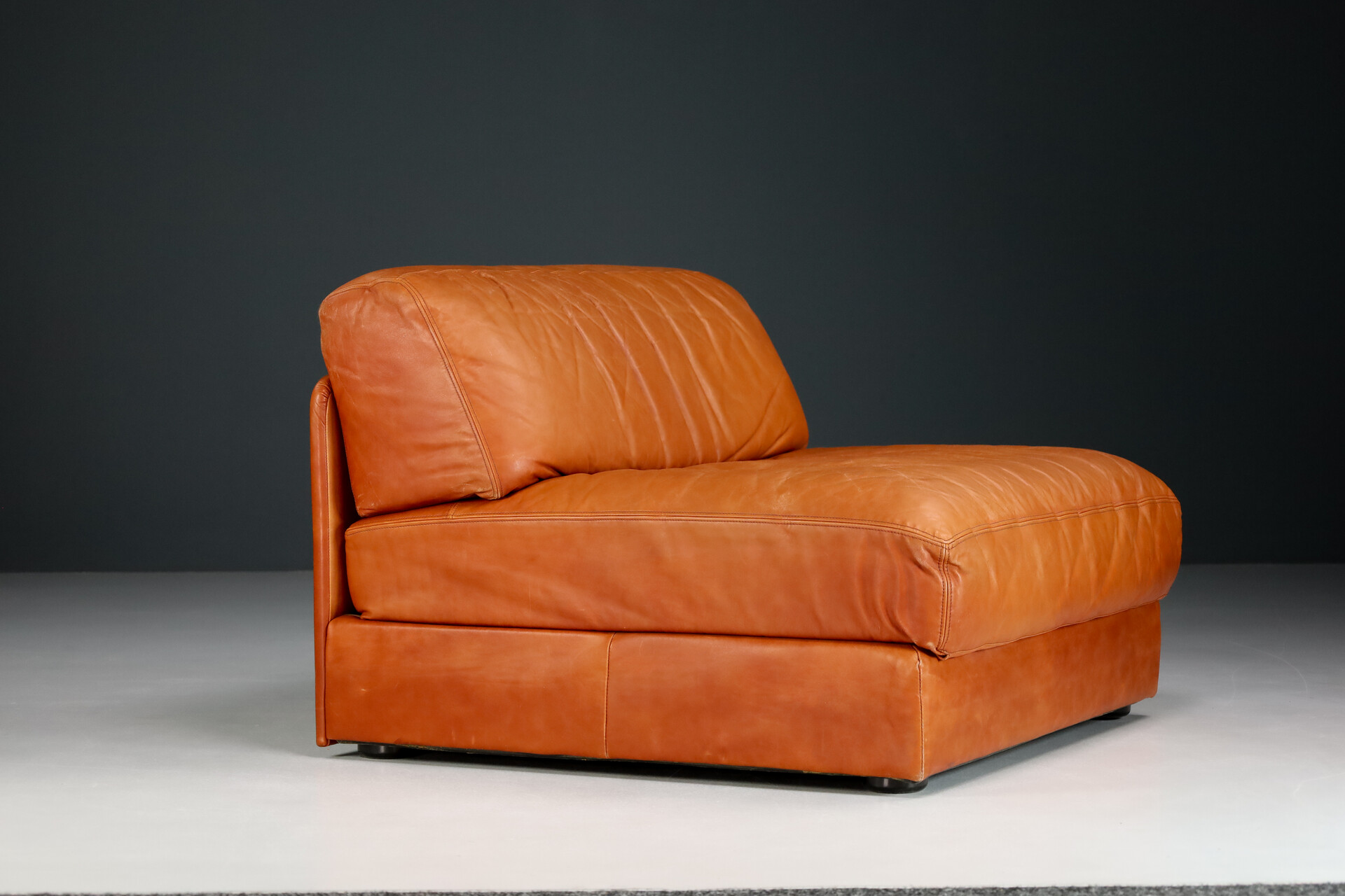Mid century modern Leather modular sofa or lounge seats, Sofart De Sede DS76 ,Italy 1970s Mid-20th century