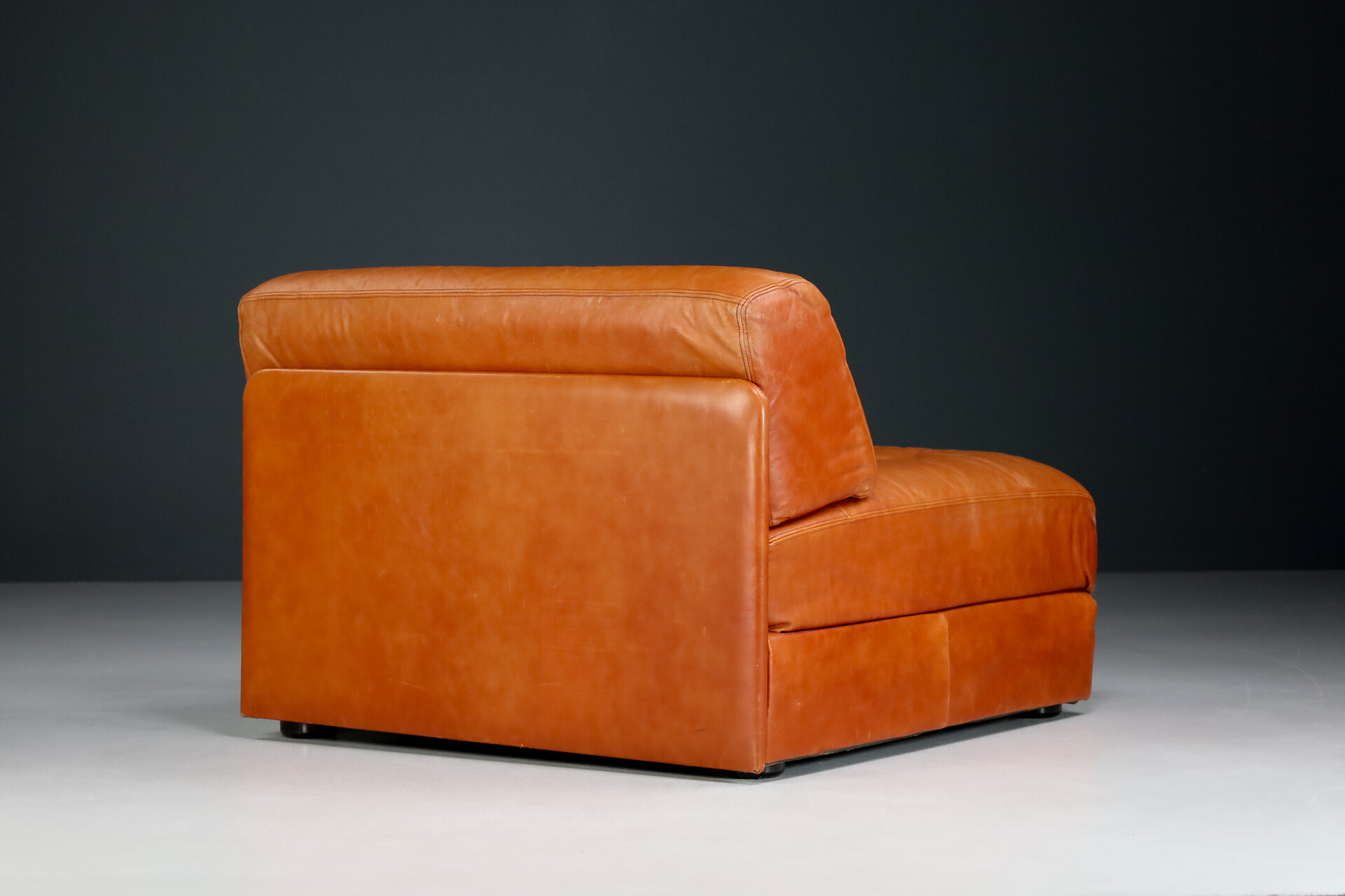 Mid century modern Leather modular sofa or lounge seats, Sofart De Sede DS76 ,Italy 1970s Mid-20th century